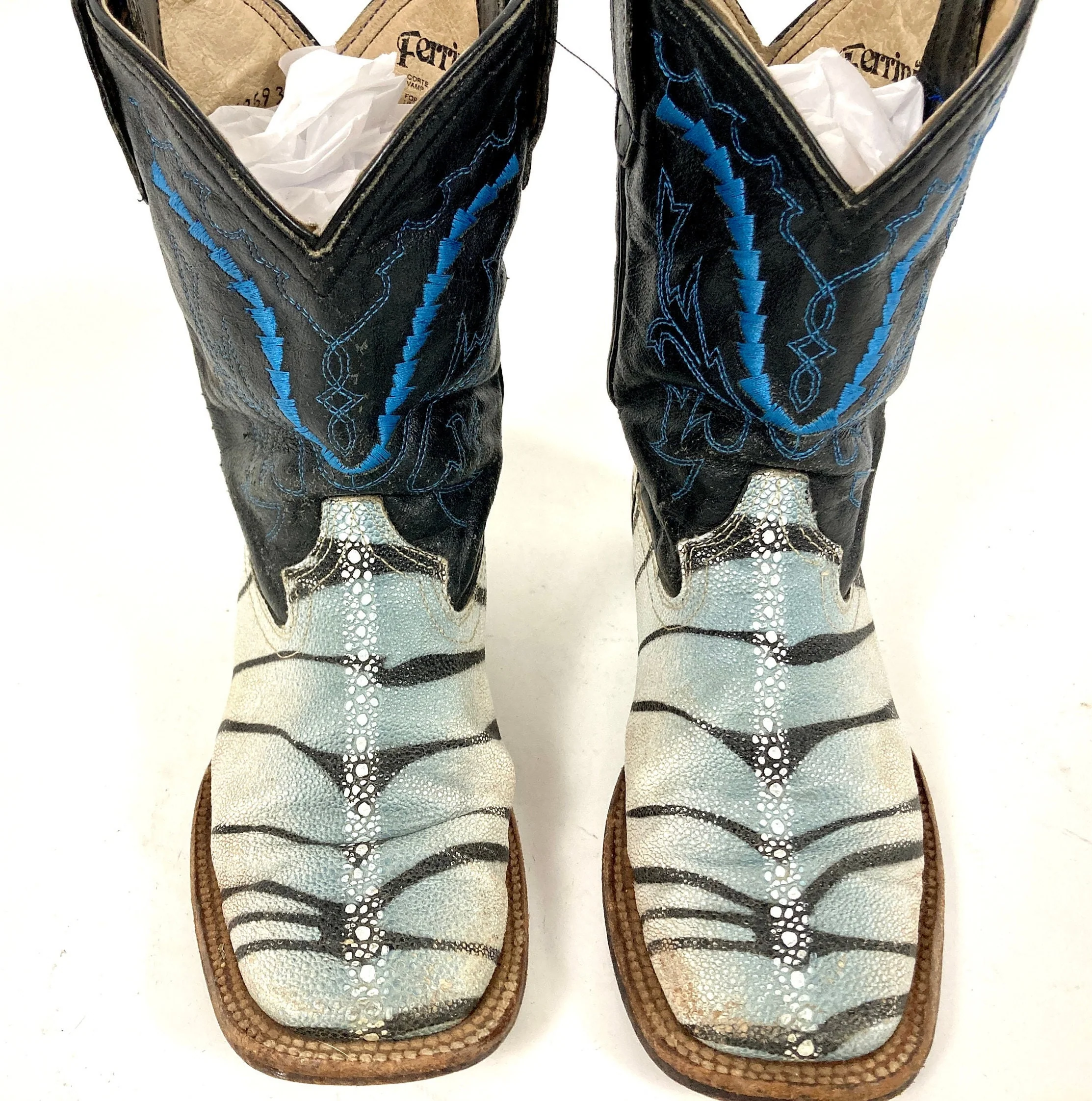 80s Black Blue Embroidered Cowboy Boots Stitch White Gray Boots Vintage by Ferrini - Image 7