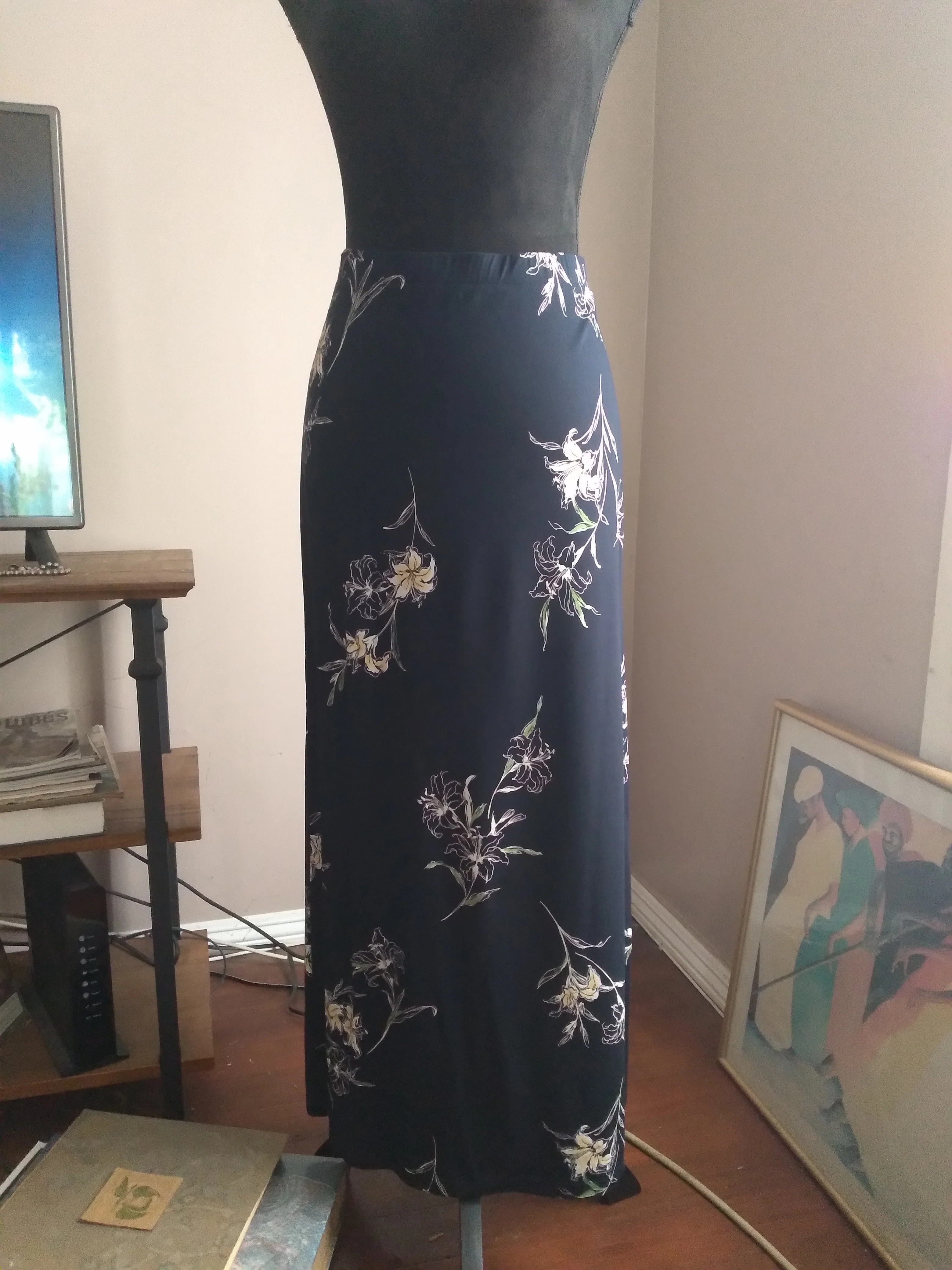 80s Black Floral Maxi Skirt By Emma James - Image 4