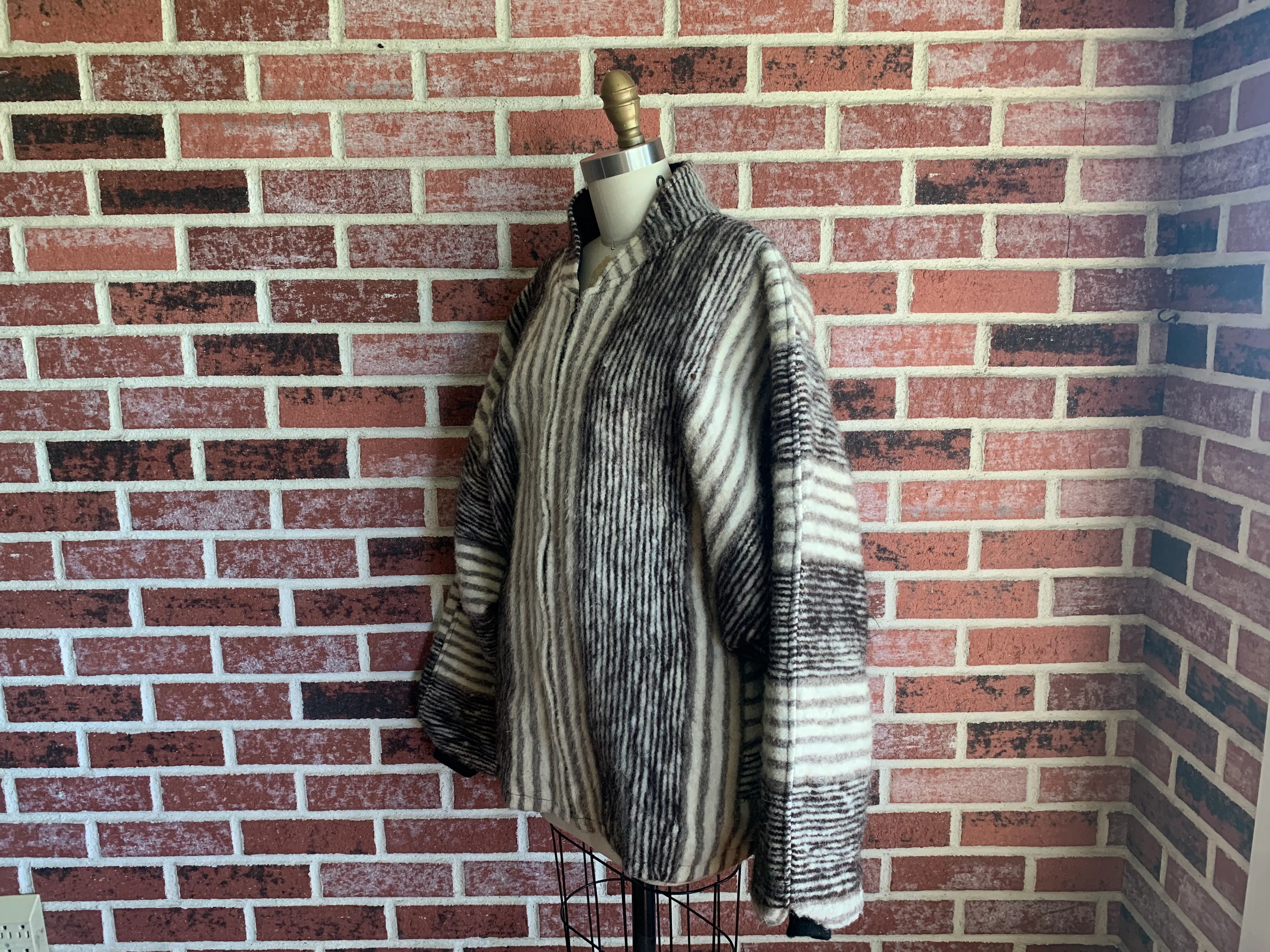 80s Black Gray And Ivory Zebra Stripe Alpaca Jacket - Image 4