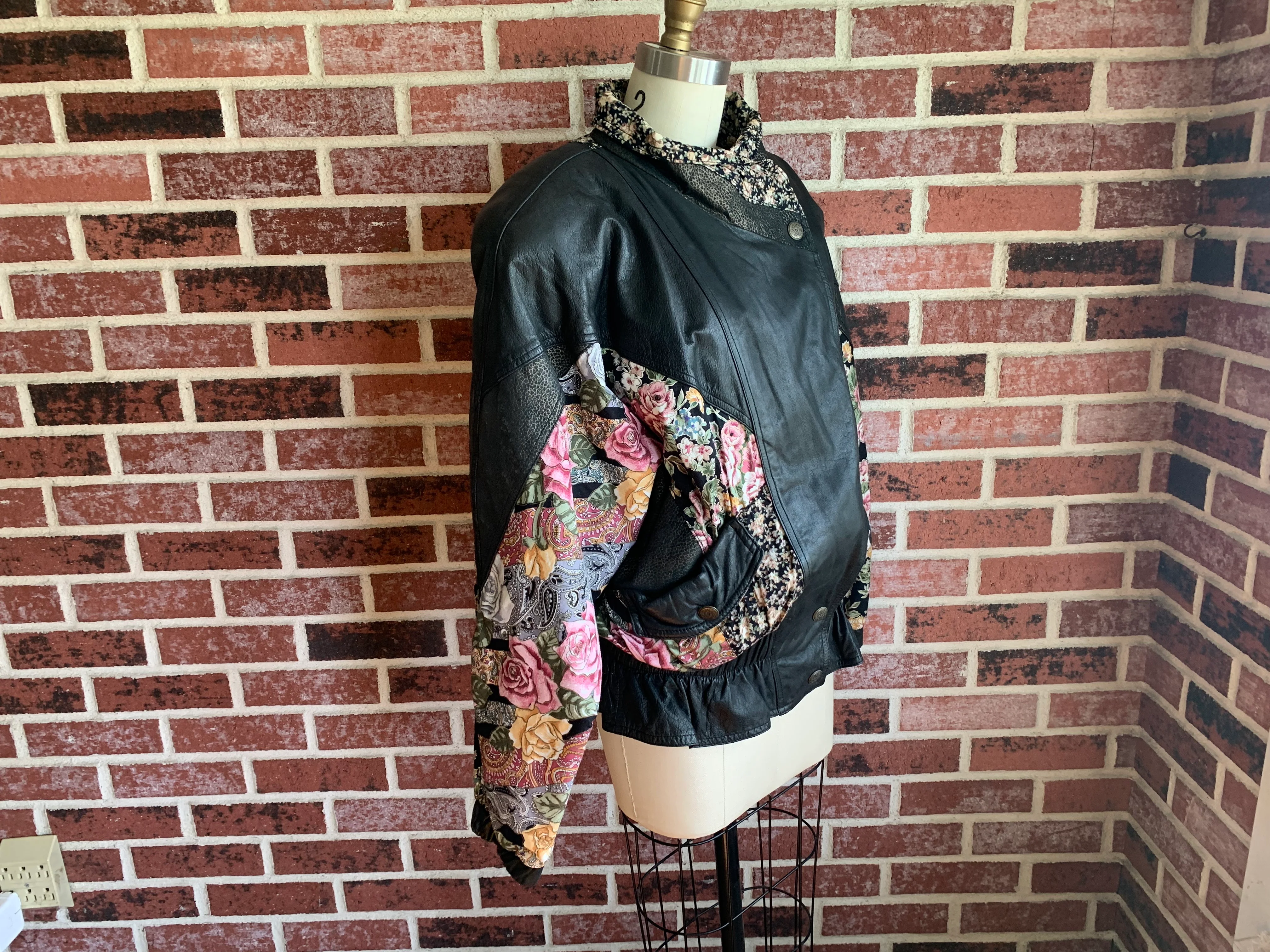 80s Black Leather And Floral And Paisley Cloth Jacket By Laurice - Image 8