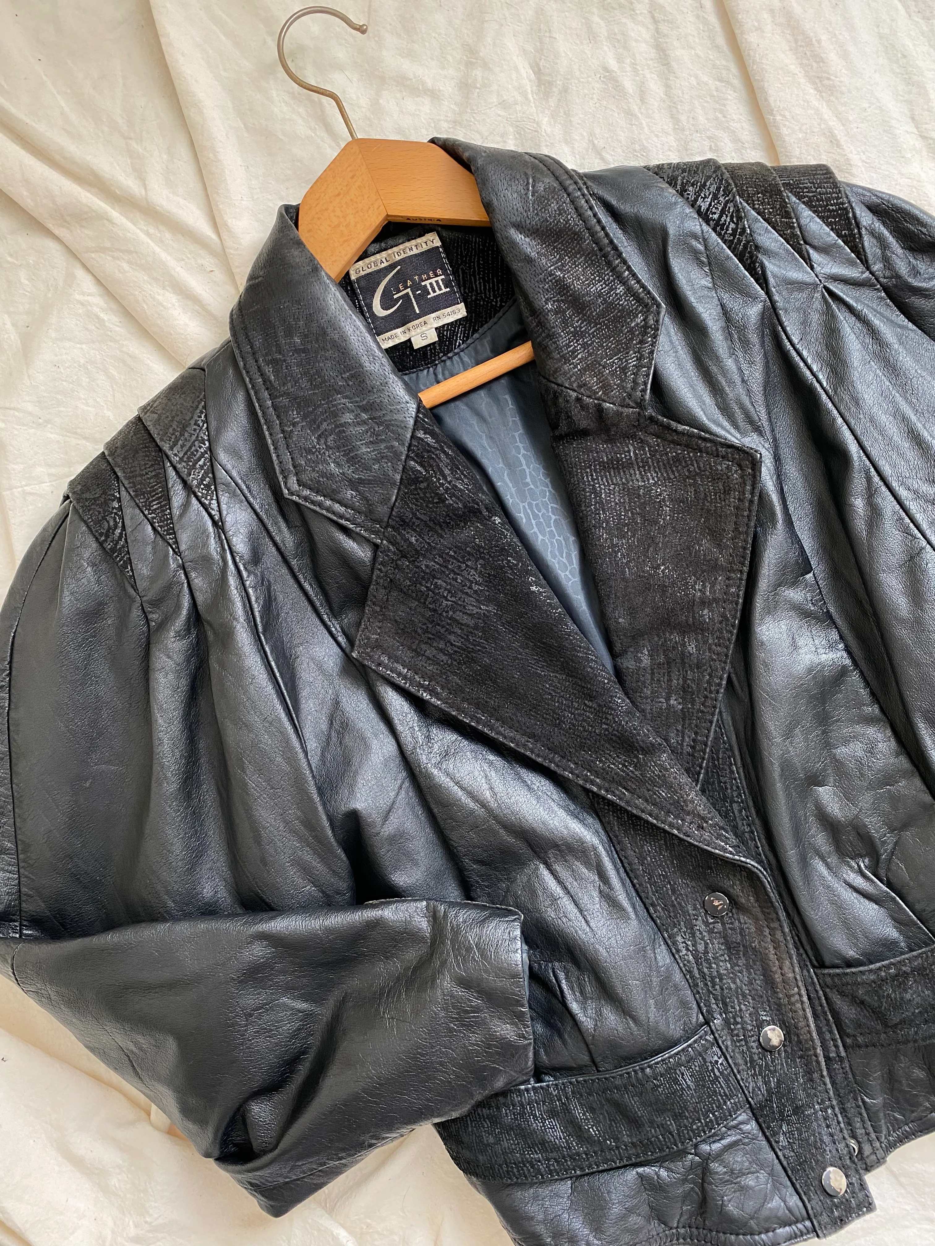 80s Black Leather Sharp Shoulder Cropped Bomber Jacket By G3 Global Identity - Image 11