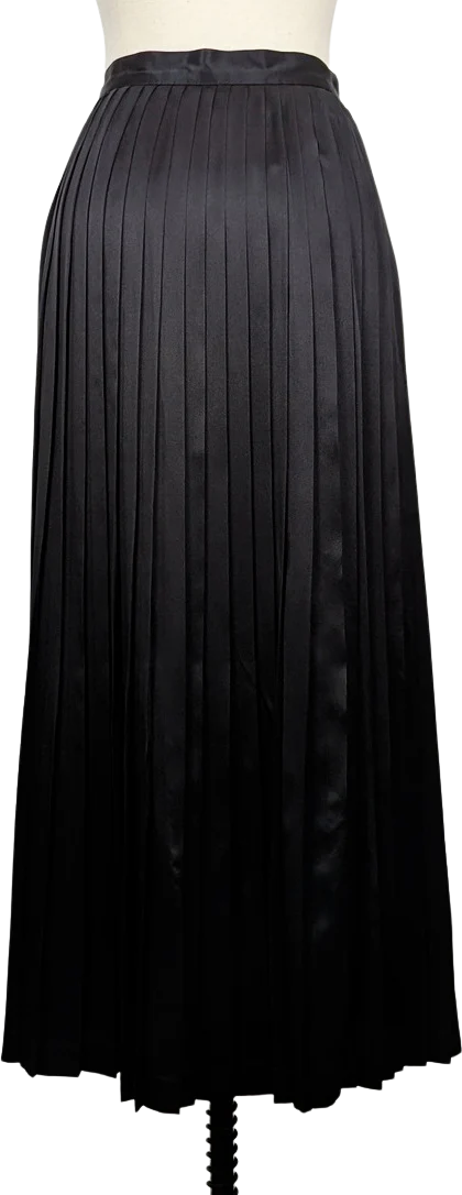 80s Black Silk Pleated Midi Wrap Skirt By Nordstrom - Image 2