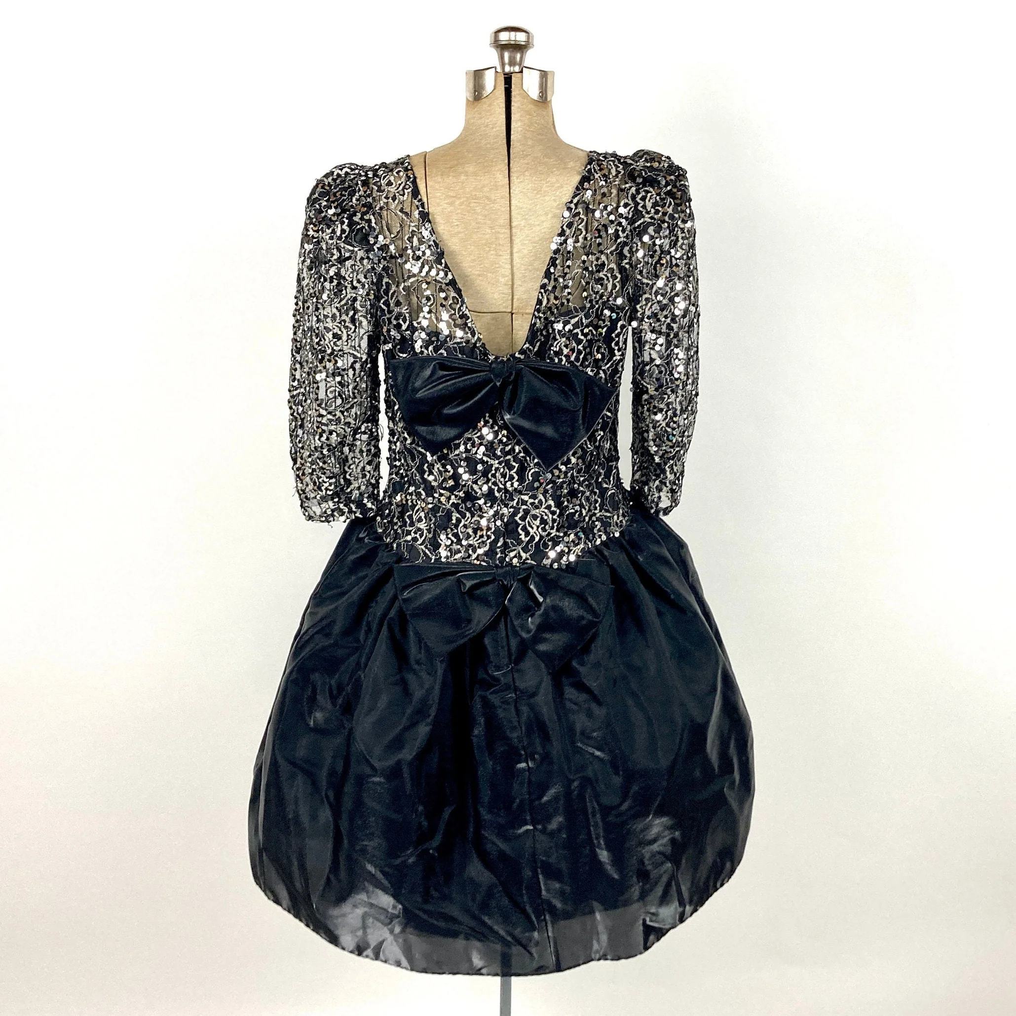80s Black Taffeta Prom Dress Silver Lace Mesh Sequin Mini Dress Ballerina Party Dress Sweetheart Big Bow Deep Back V Vintage Dress by Cachet Petite By Bari Protas - Image 4