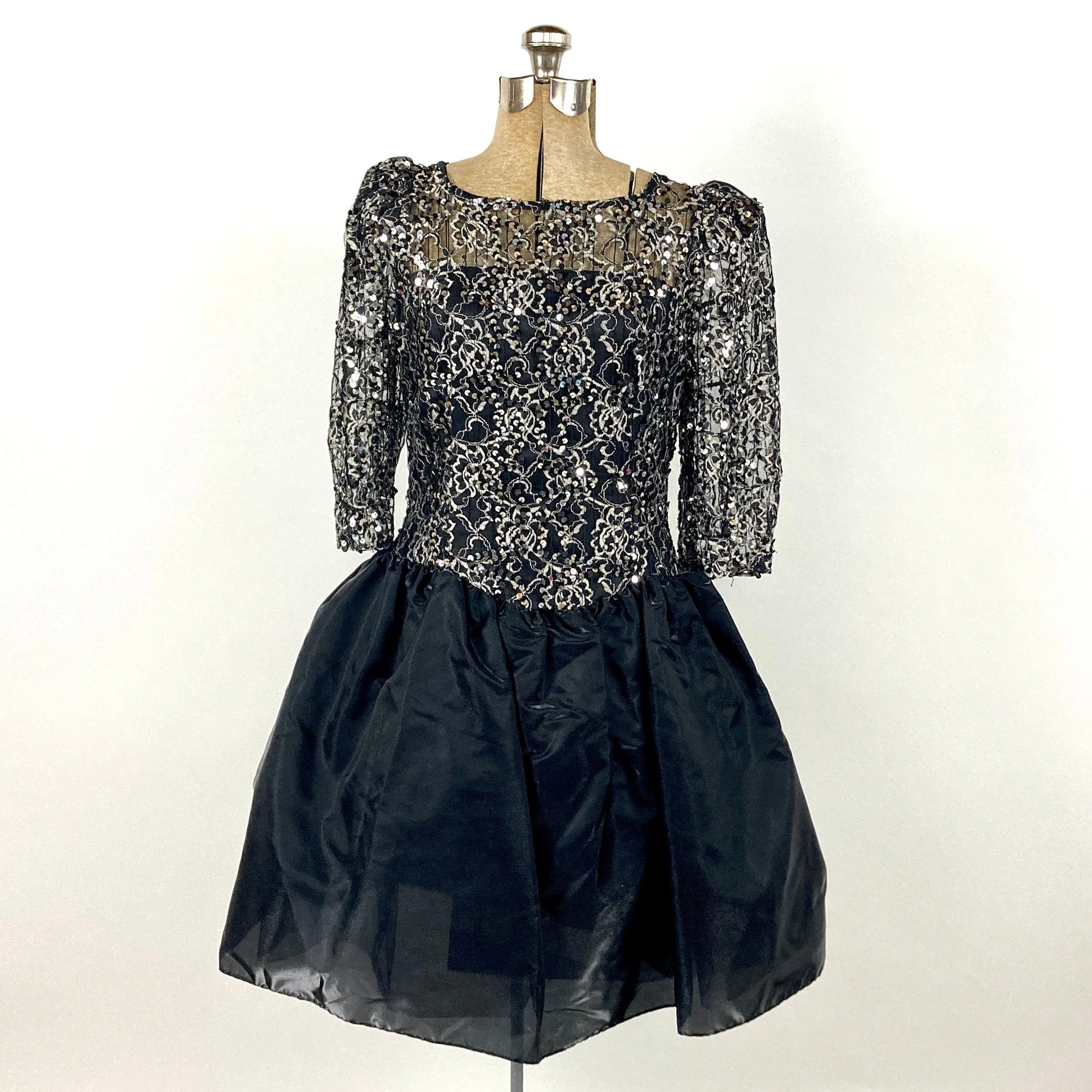 80s Black Taffeta Prom Dress Silver Lace Mesh Sequin Mini Dress Ballerina Party Dress Sweetheart Big Bow Deep Back V Vintage Dress by Cachet Petite By Bari Protas - Image 5