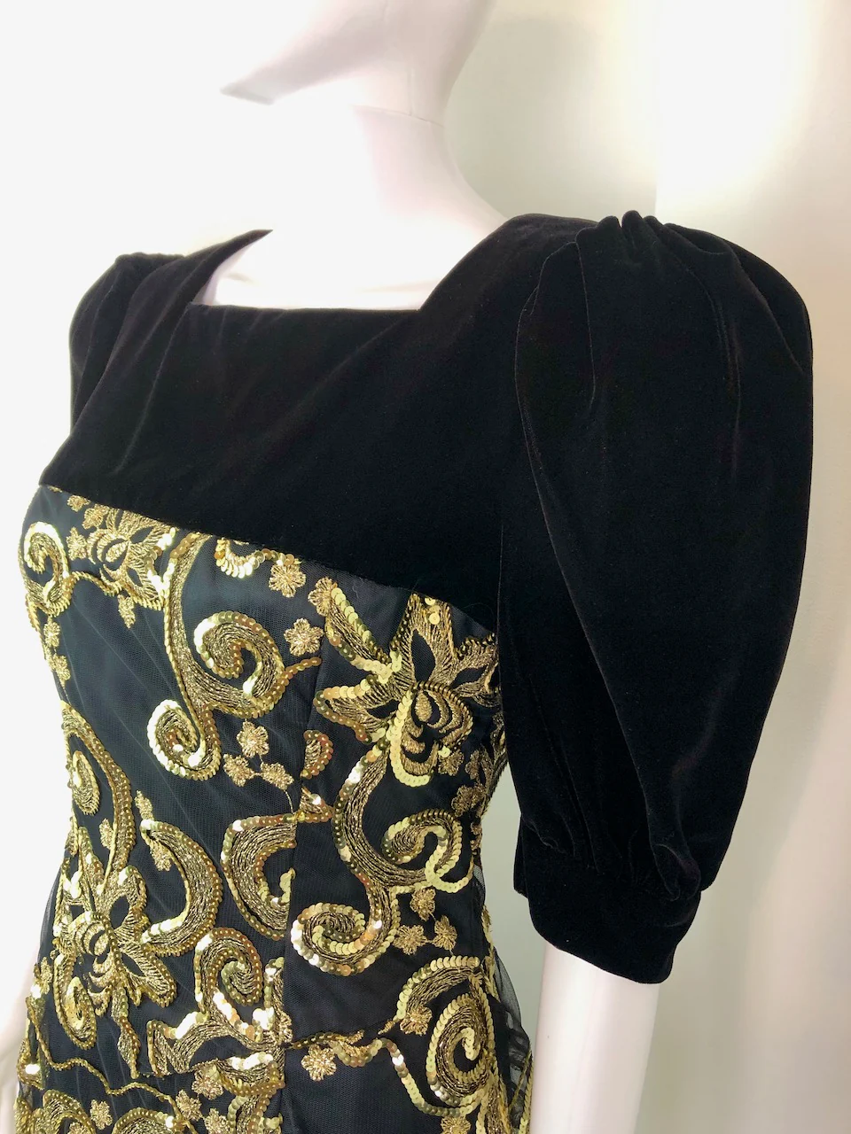80s Black Velvet And Lame Cocktail Party Dress By Jessica McClintock - Image 5