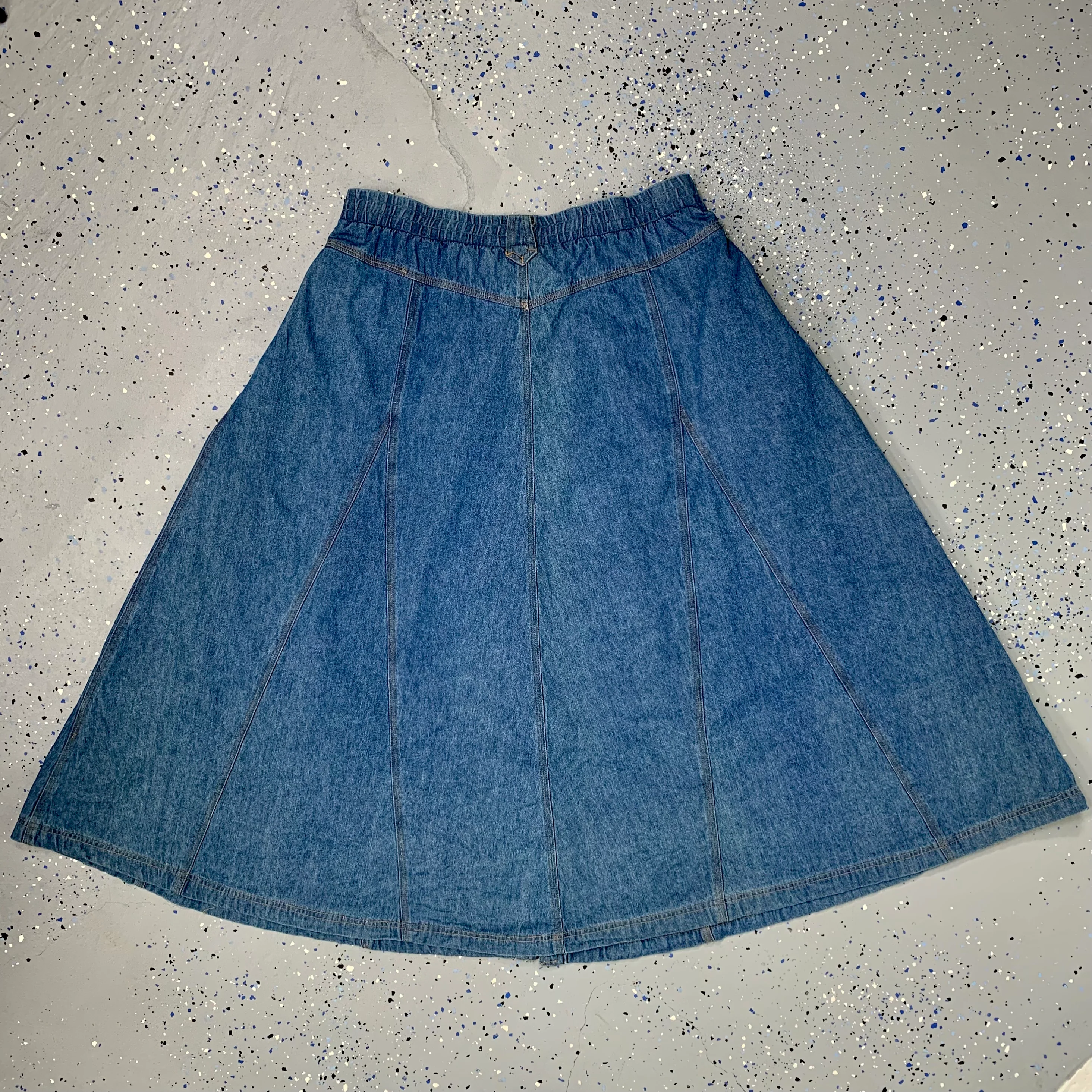 80s Blue Denim Box Pleat Basque Waist Western Skirt By Chaus Sport - Image 10