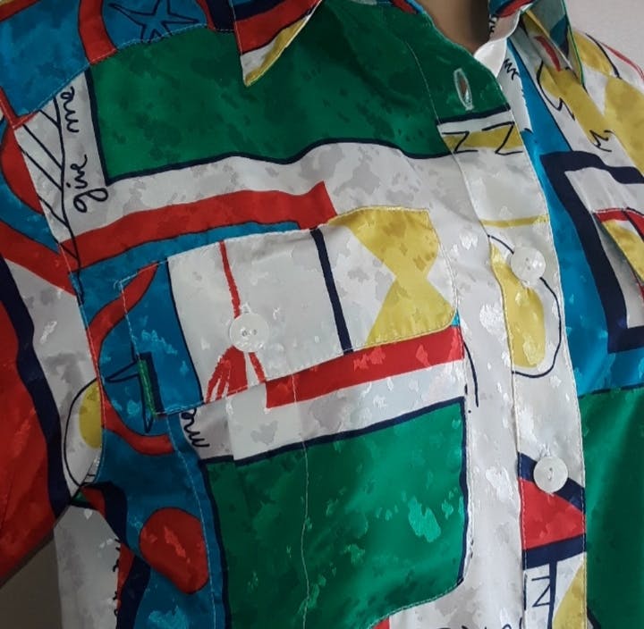 80's Bold and Colorful Graphic Print Top - Image 4