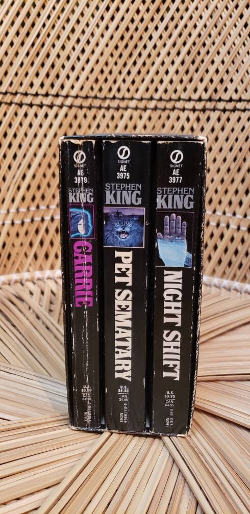 80s Box Set of 3 Books Carrie Pet Sematary and Night Shift by Stephen King - Image 4