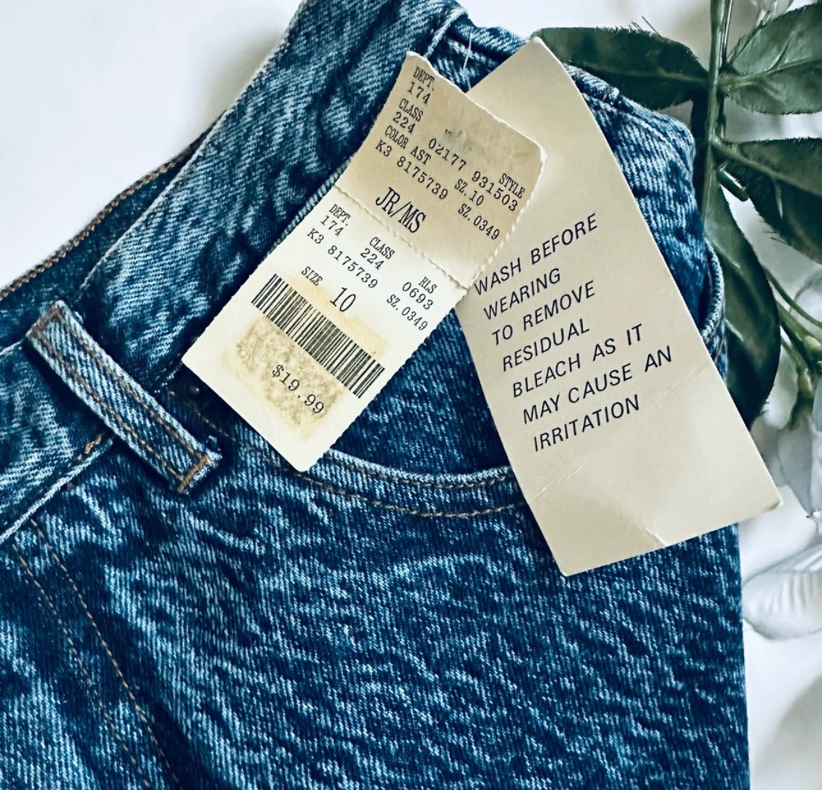 80s Brand New Acid Wash High Waist Button Ankle Jeans By Stefano International - Image 10