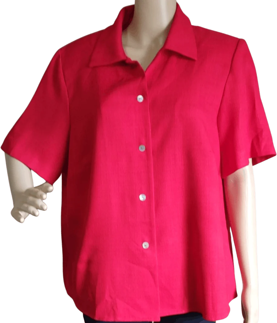 80's Stylish Button Front Pleated Back Top by Karen Stevens