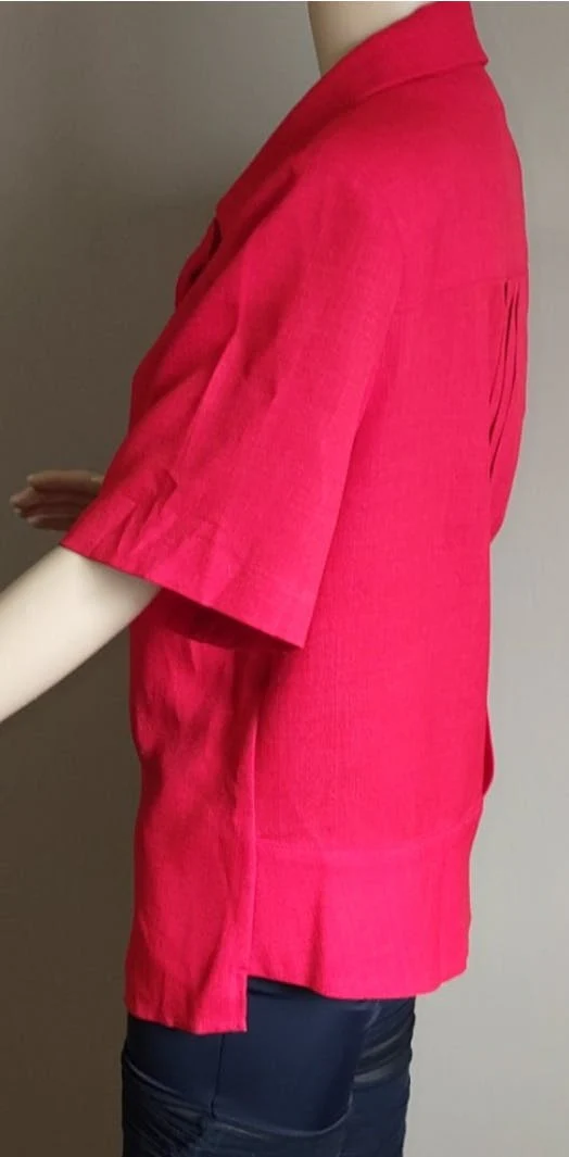 80's Stylish Button Front Pleated Back Top by Karen Stevens - Image 6