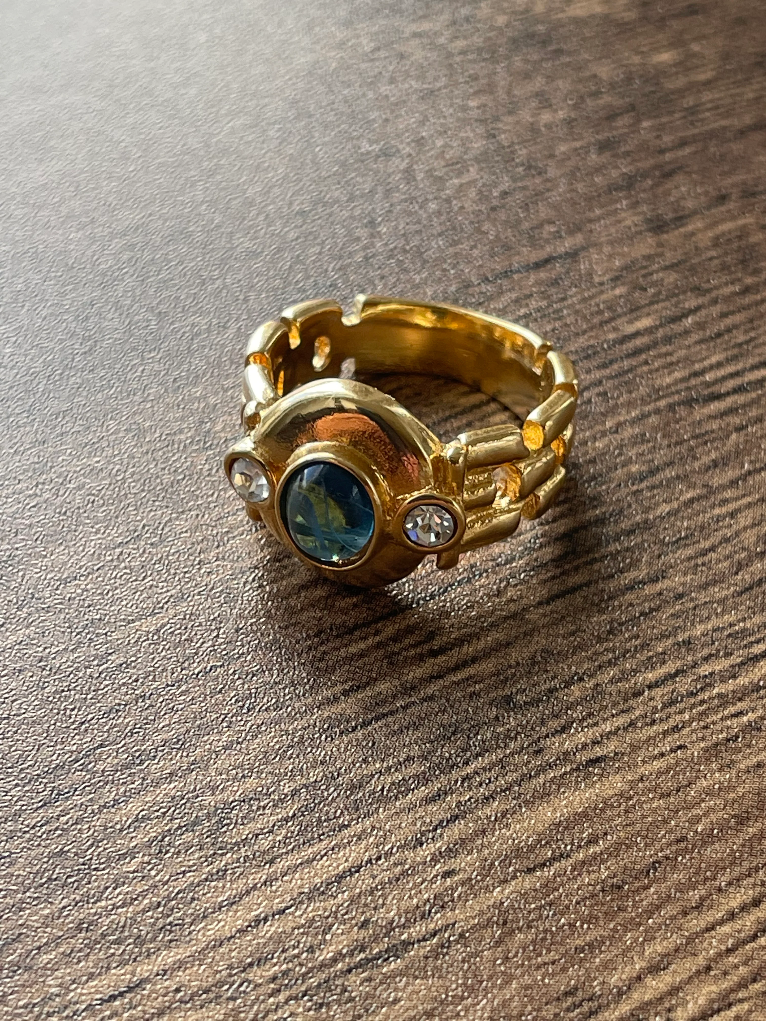 80s Chain Link Sapphire Cabochon Ring - Image 11