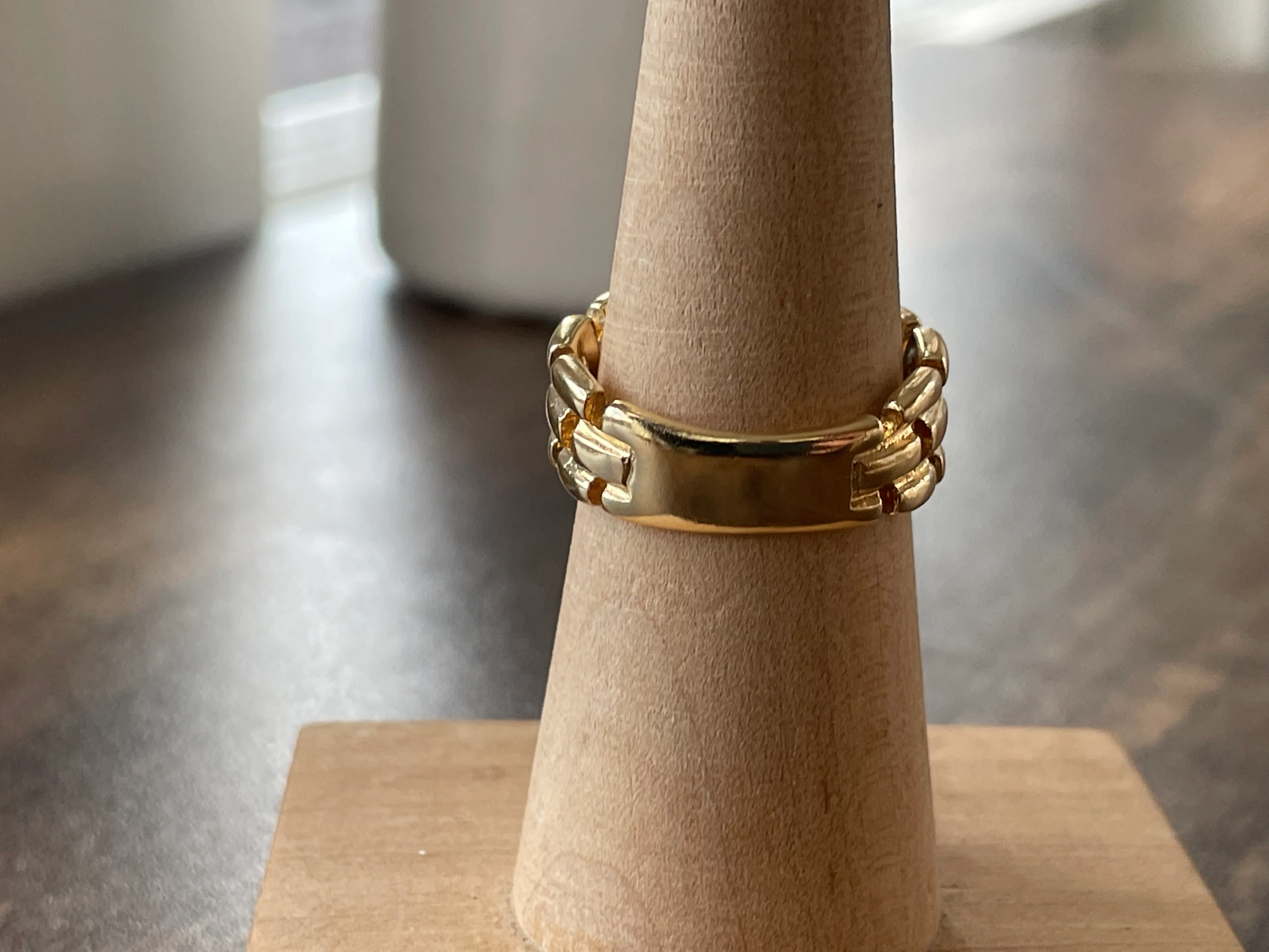 80s Chain Link Sapphire Cabochon Ring - Image 8
