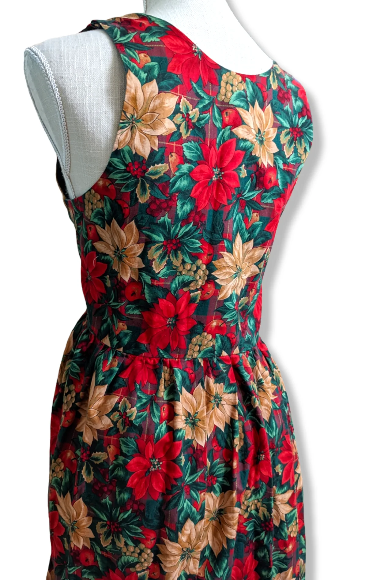 80s Christmas Pleated Dress with Hand Painted Ceramic Buttons Poinsettias, Fruit and Seasonal Foliage by Carolart Designs - Image 5