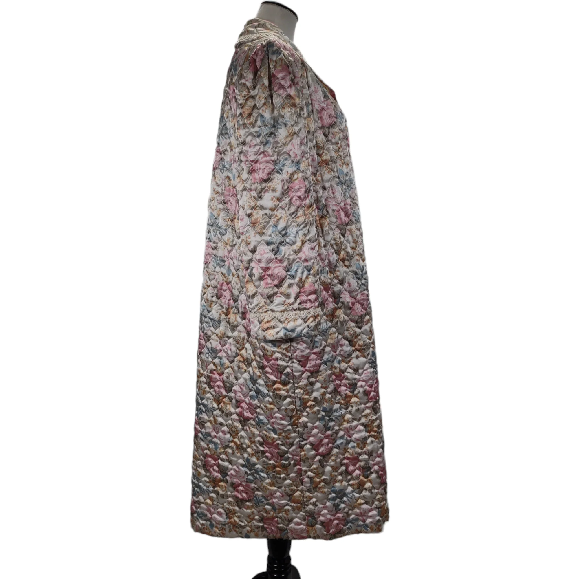 80s Collared Quilted Floral Rose Print House Coat Robe By Miss Elaine At Home - Image 5