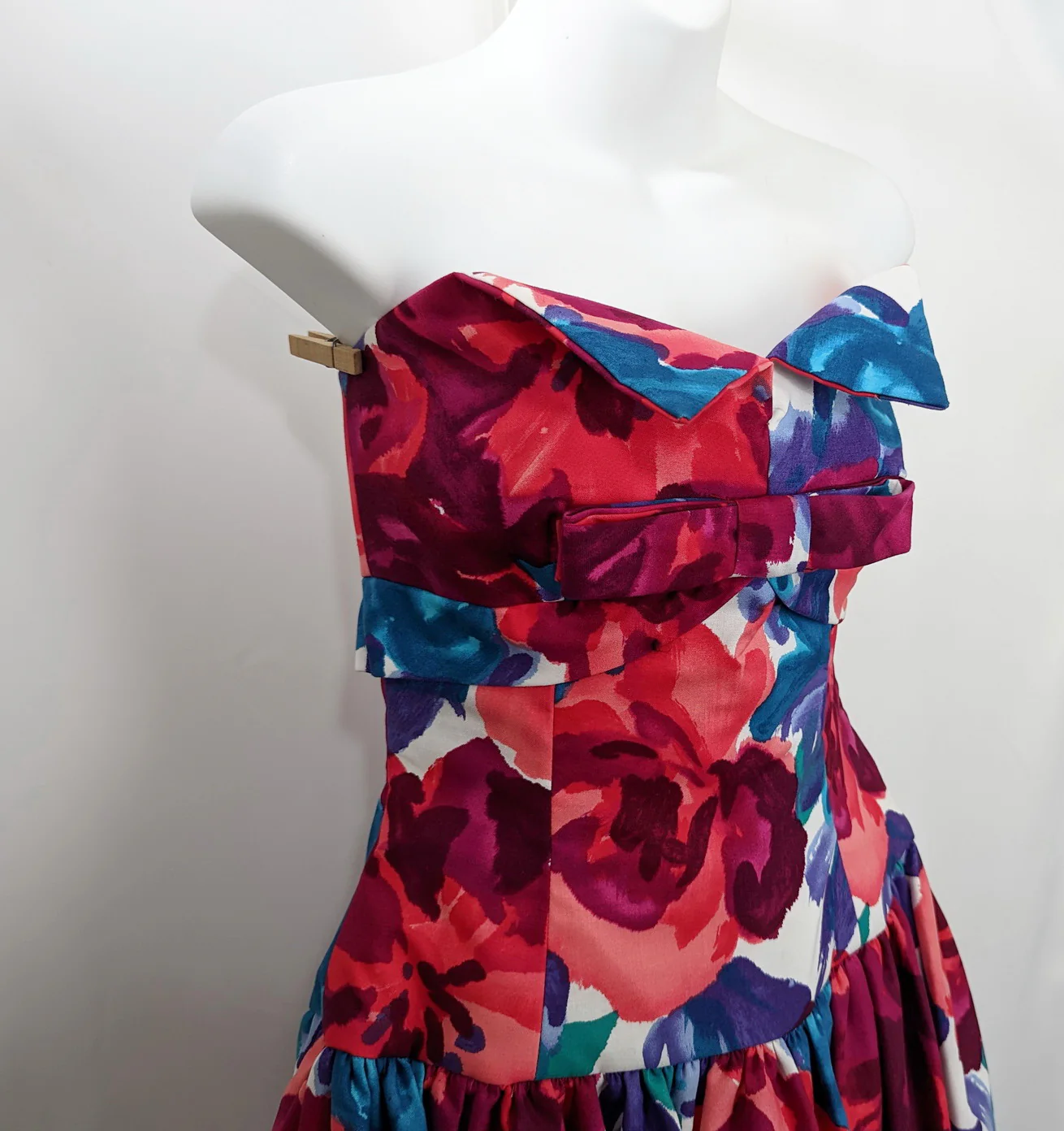 80s Colorful Floral Print Strapless Dress By Patty O'neill - Image 4