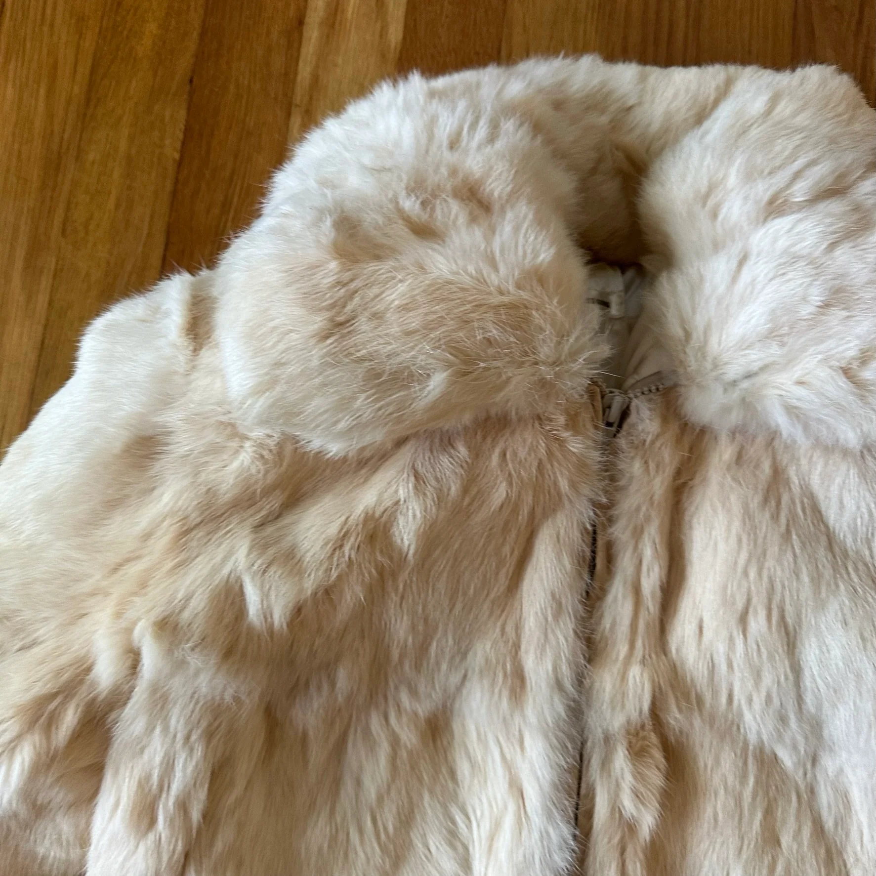 80s Cream Beige Rabbit Fur Bomber Coat - Image 4