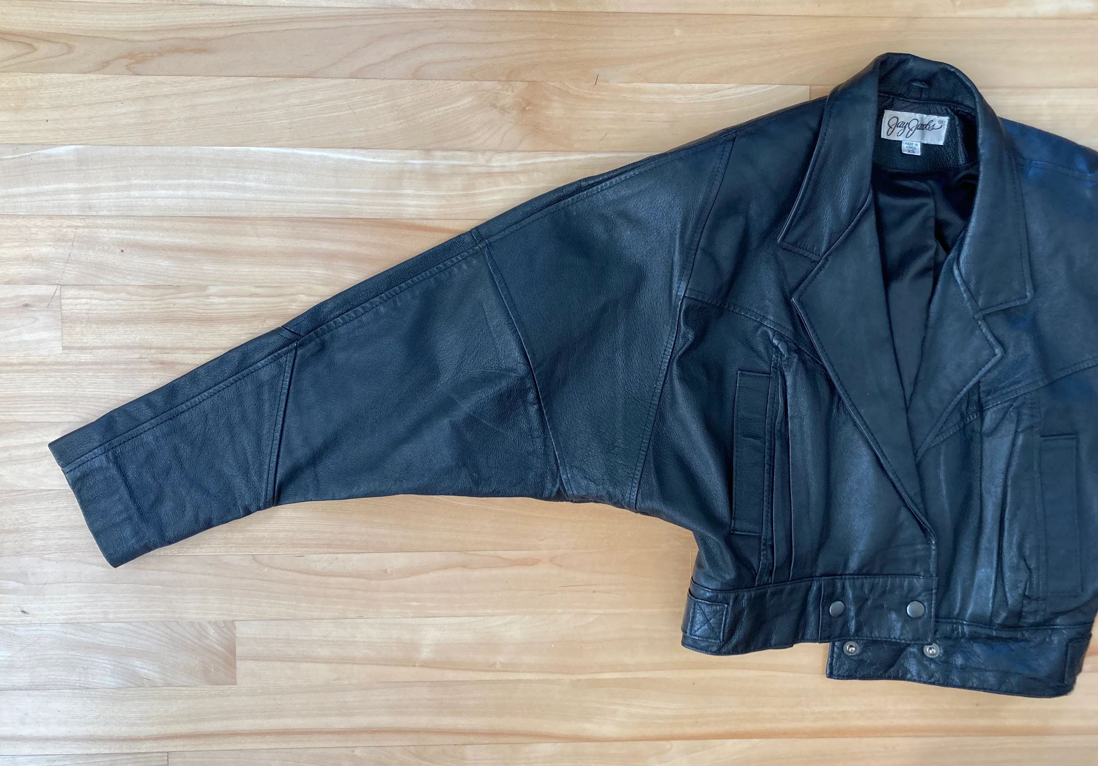 80s Cropped Leather Batwing Jacket By Jay Jacobs - Image 8