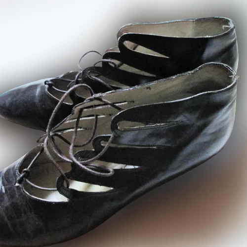 80s Cutout Black Gillies by Studio Paolo - Image 10