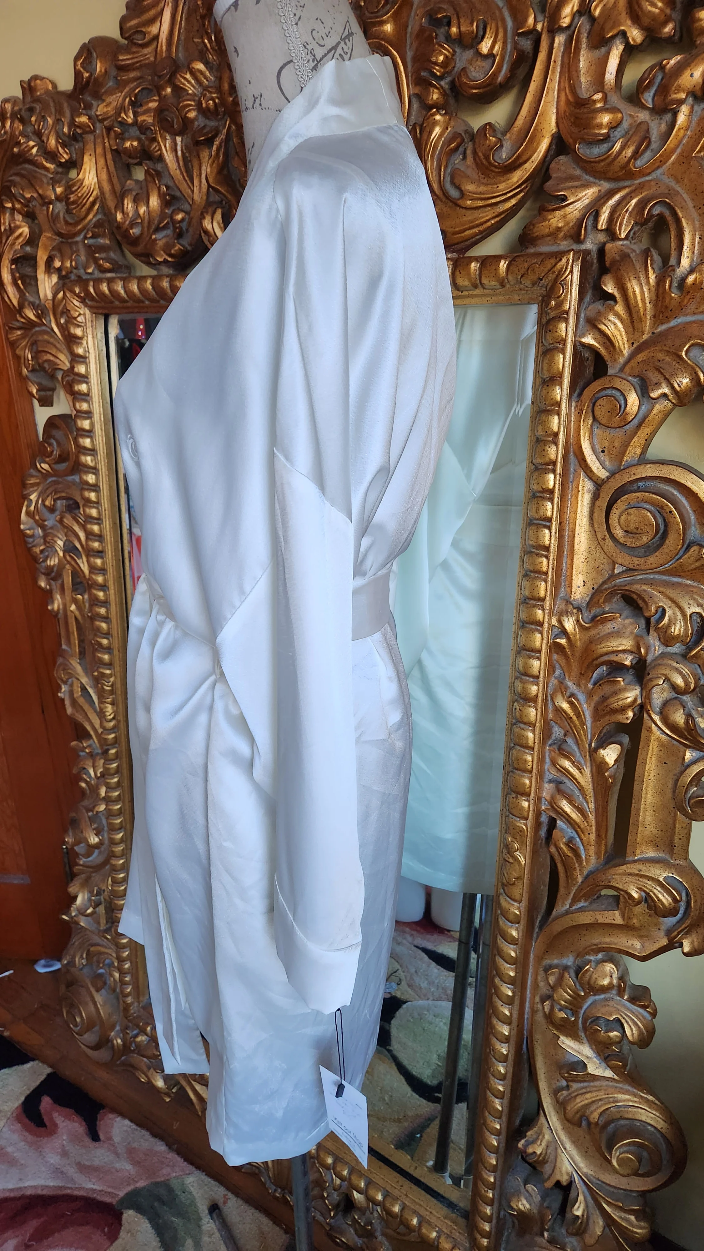 80s Designer White Satin Short Chemise And Robe By Christian Dior - Image 3
