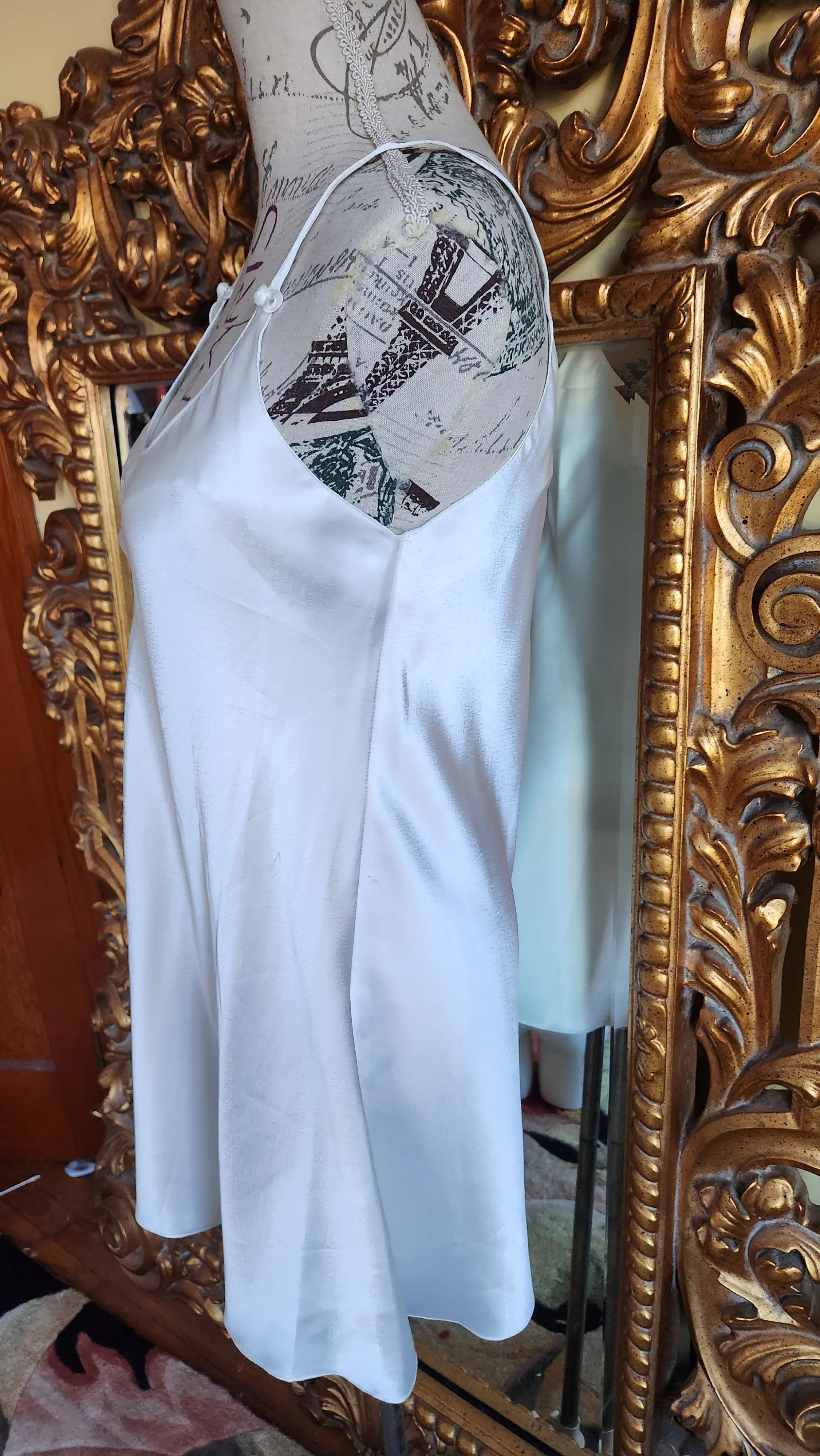 80s Designer White Satin Short Chemise And Robe By Christian Dior - Image 6