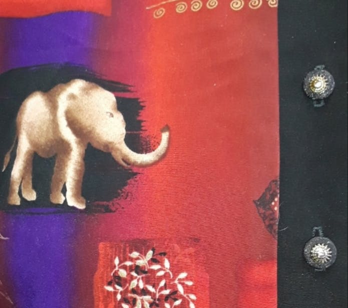 80's Buttoned Elephant and Giraffe Top by Drapers & Damons - Image 6