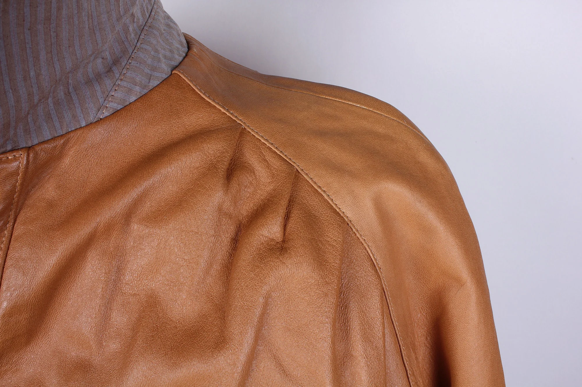 80s Era M Julian Brand Reversible Genuine Leather Members Only Style Mens Bomber Jacket by Julian - Image 3