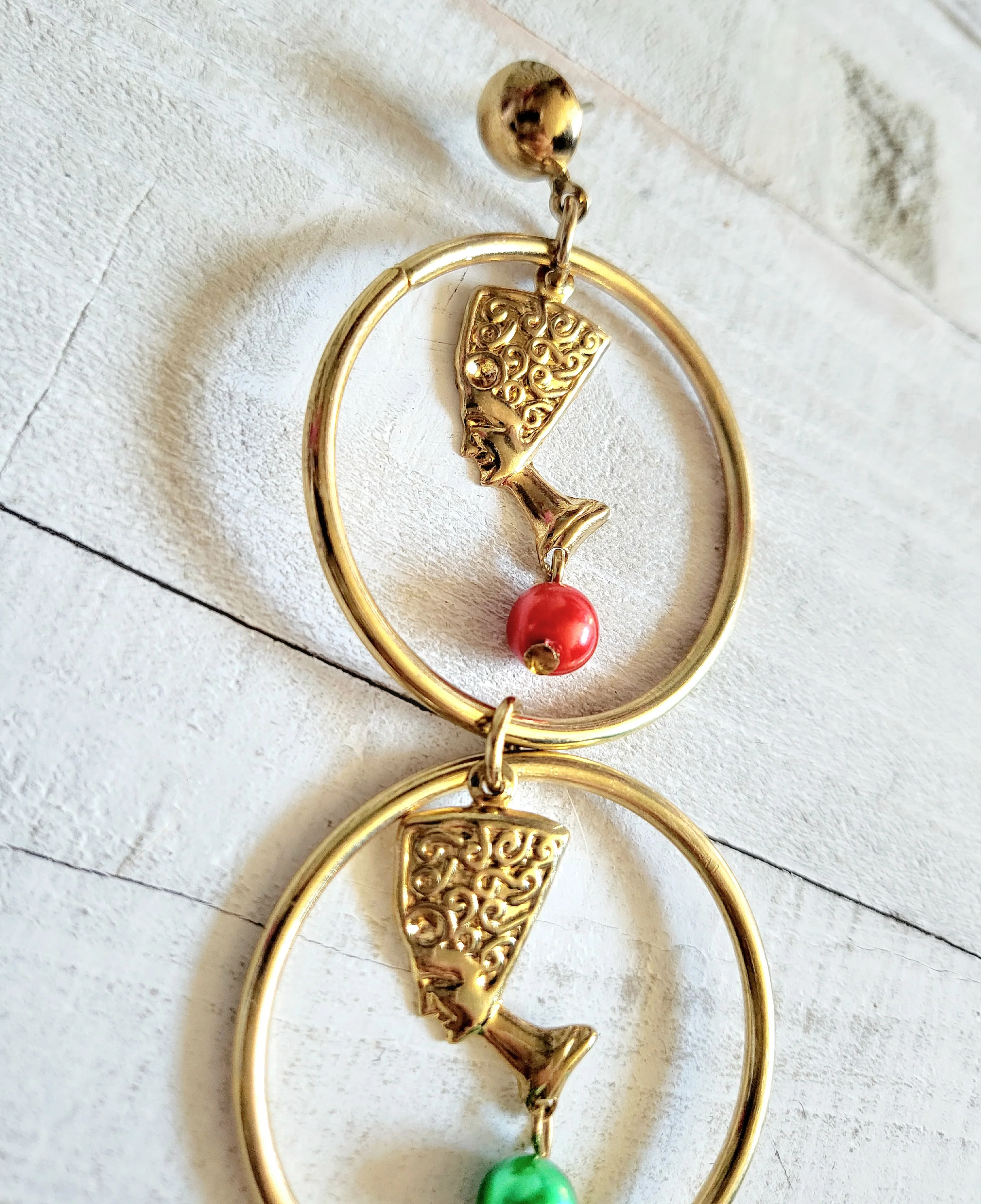 80s Exquisite Nefertiti Statement Pierced Earrings - Image 3