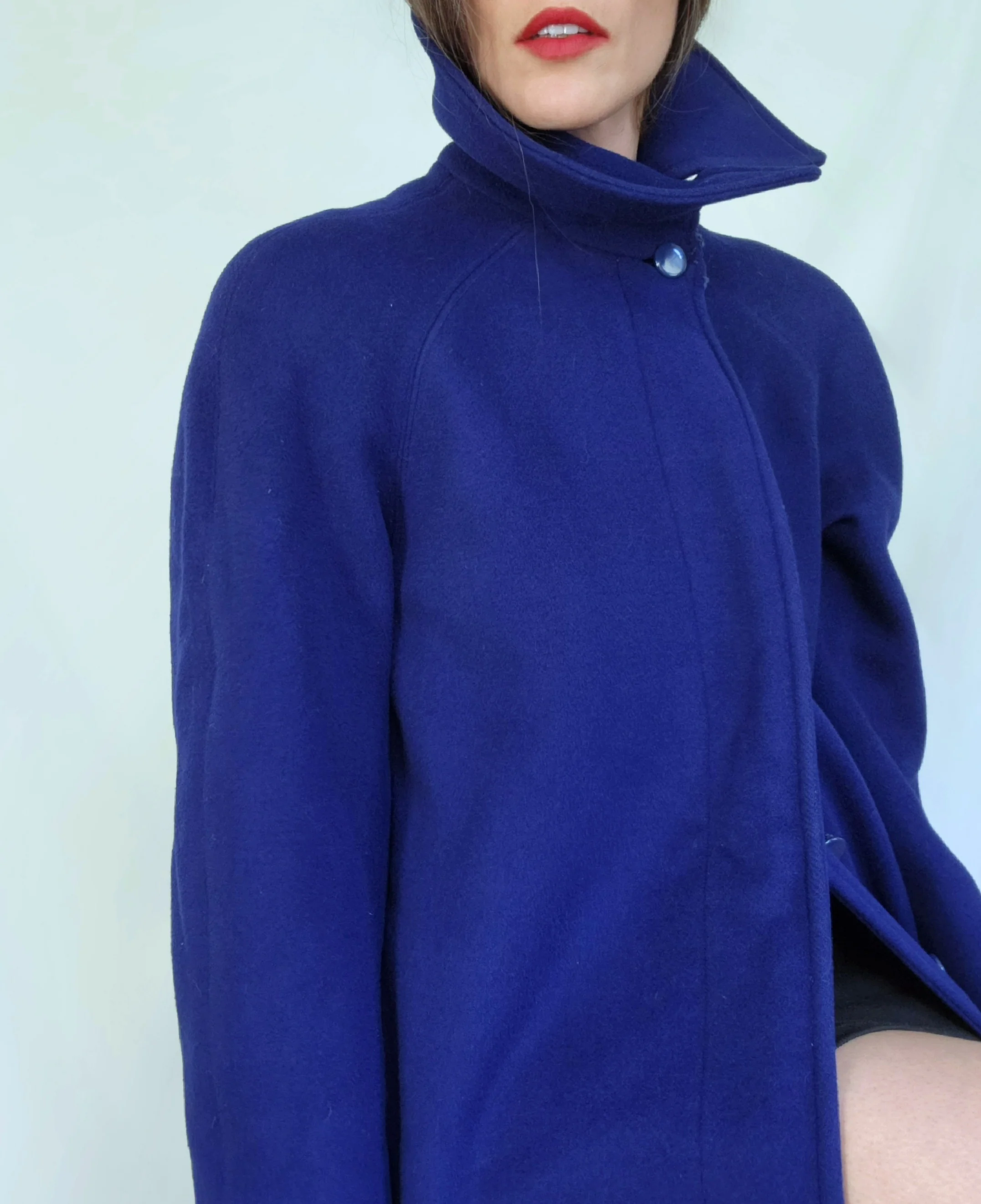 80s Femme Avante Garde Long Royal Blue Wool Overcoat By Nipon - Image 10