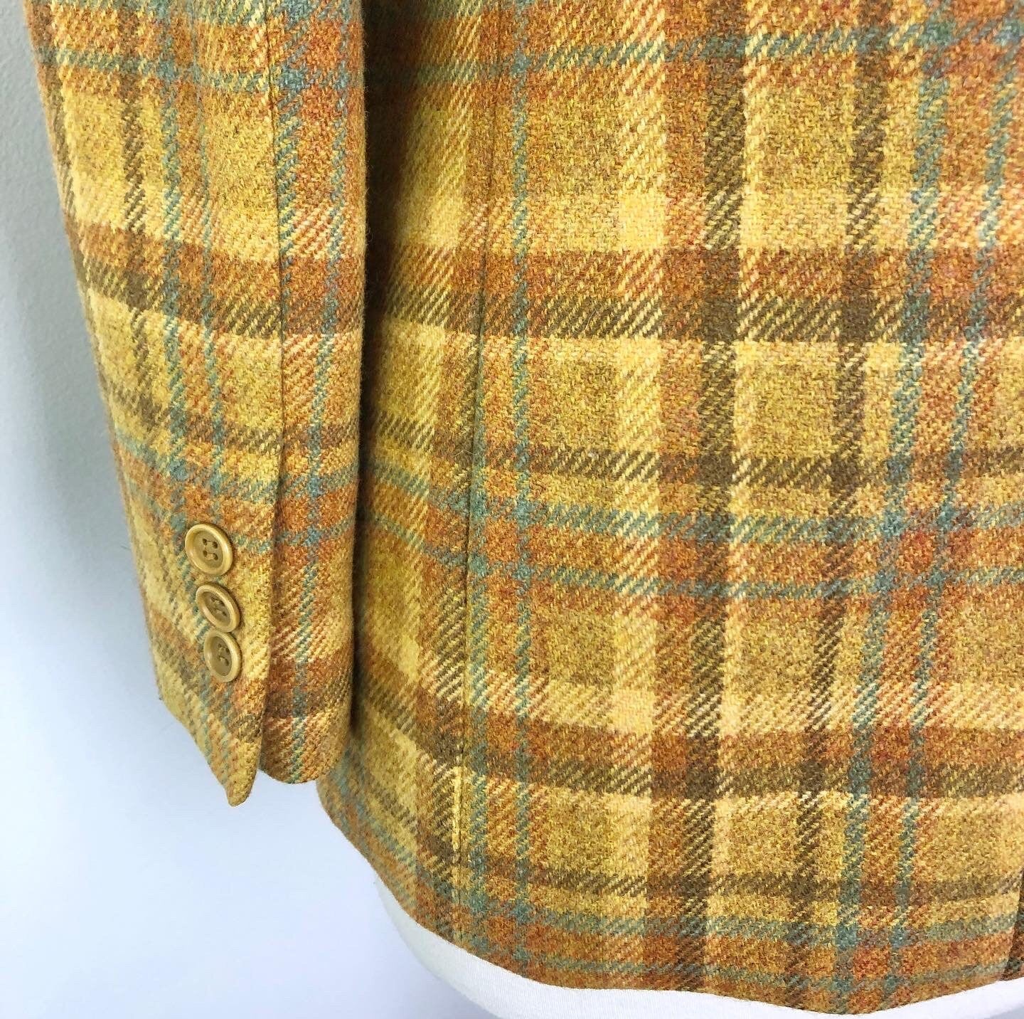 80s Gold Copper, and Blue Plaid Wool Blazer by Christian Dior - Image 6