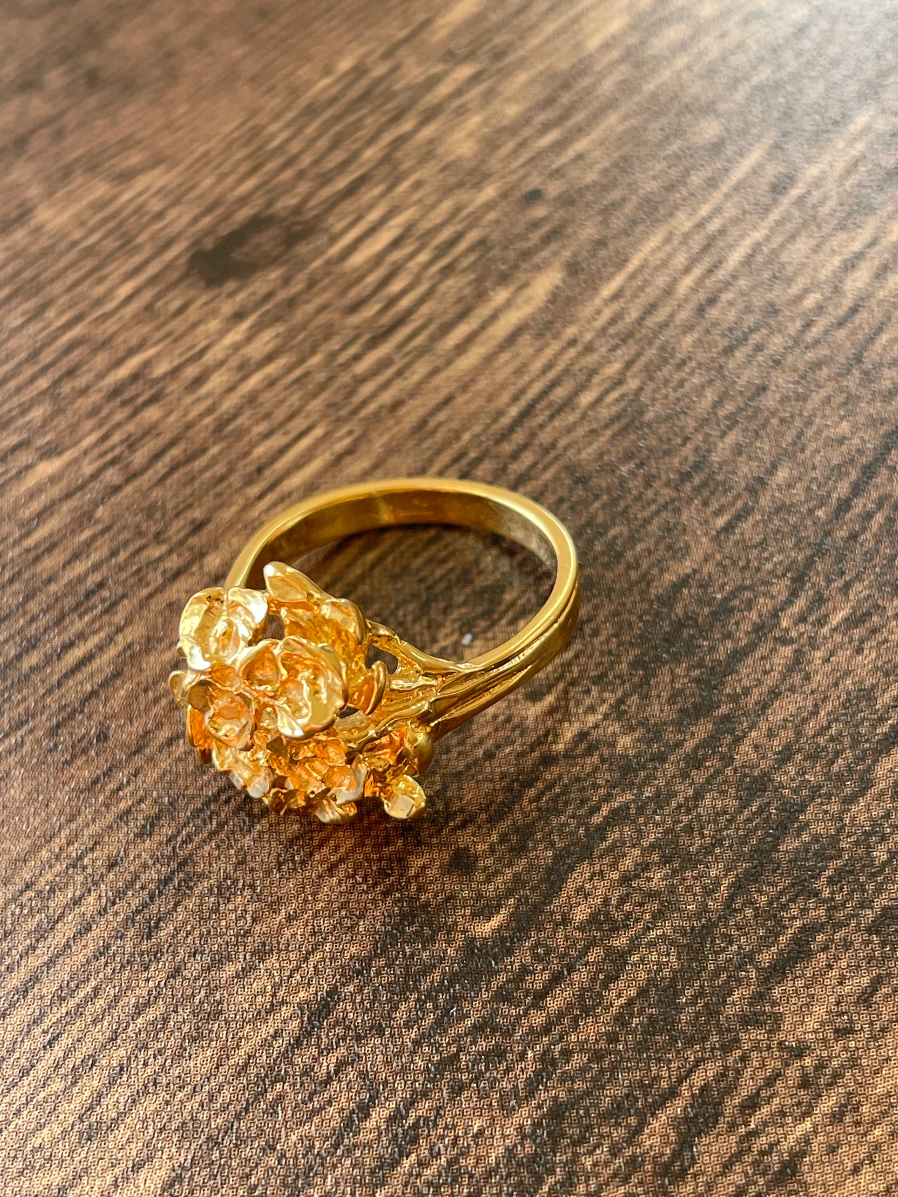 80s Gold Plated Cluster Ring By Lady Remington - Image 9