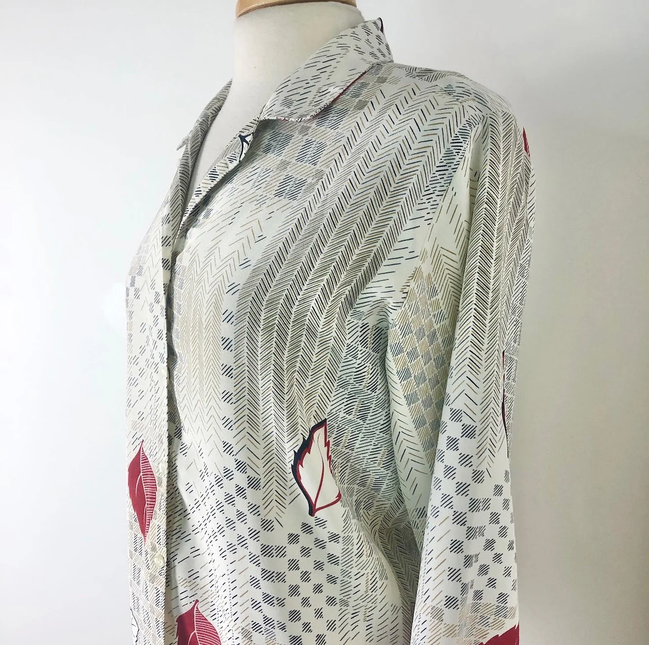 80s Gold Silver, And White Blouse With Copper Leaves By Dalton - Image 5