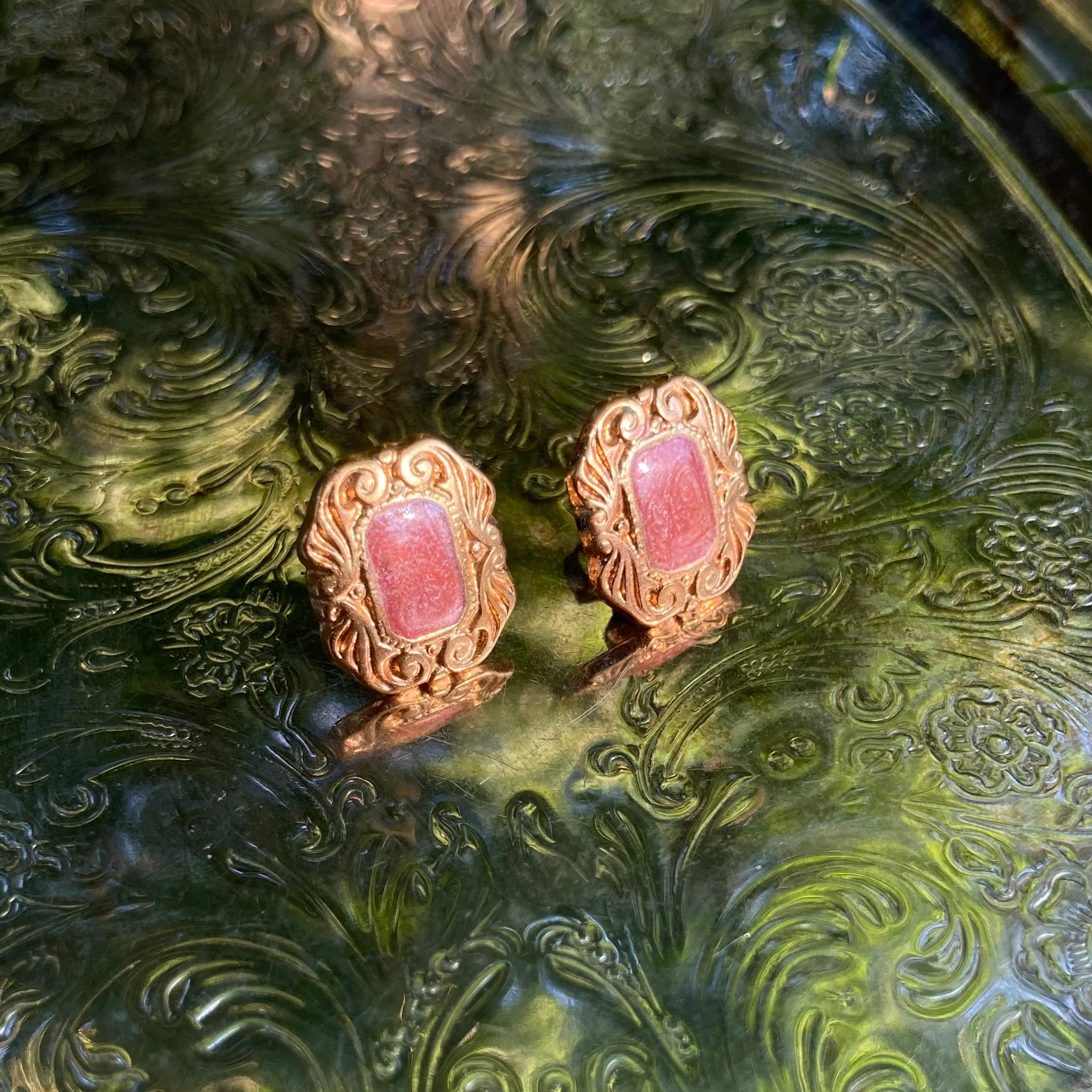 80s Gold Tone Painting Frame Art Deco Stud Earrings - Image 2