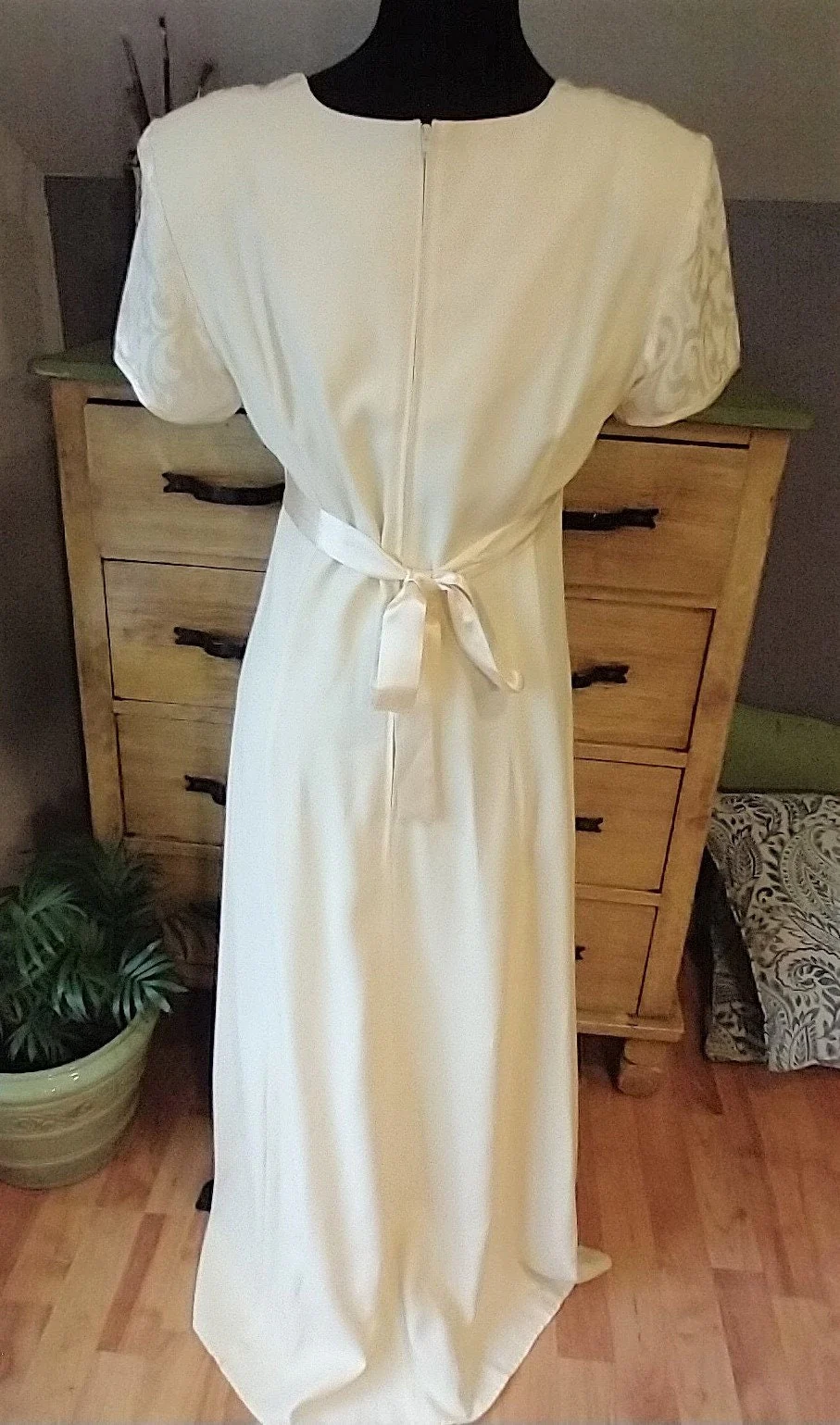 80s Gorgeous Ivory Dress Wedding Mother of The Bride Roses Ankle Length High Waist Ribbon Women's Medium by Maurices - Image 2