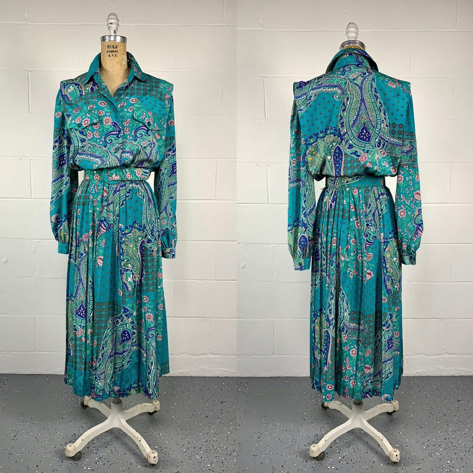 80s Green Paisley Crepe Accordion Pleat Safari Dress By Leslie Fay - Image 11