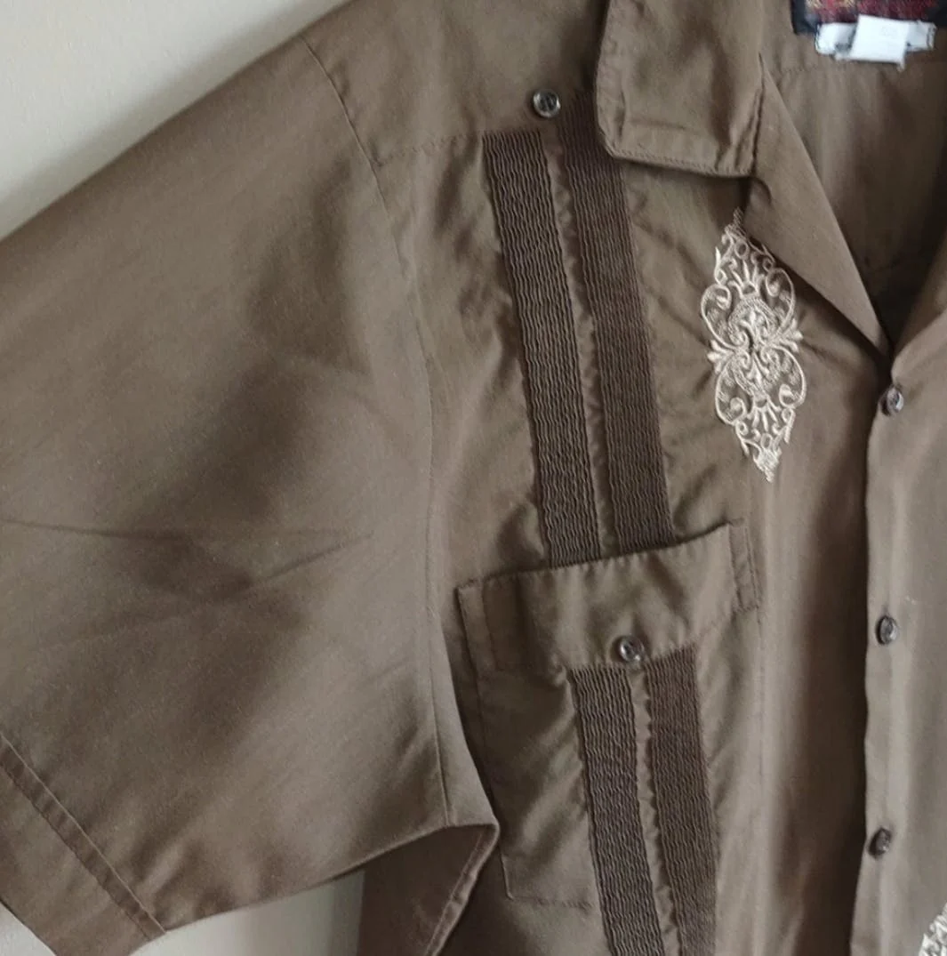 80's Pleated Button Up Shirt by Guayabera Yucatecas - Image 3