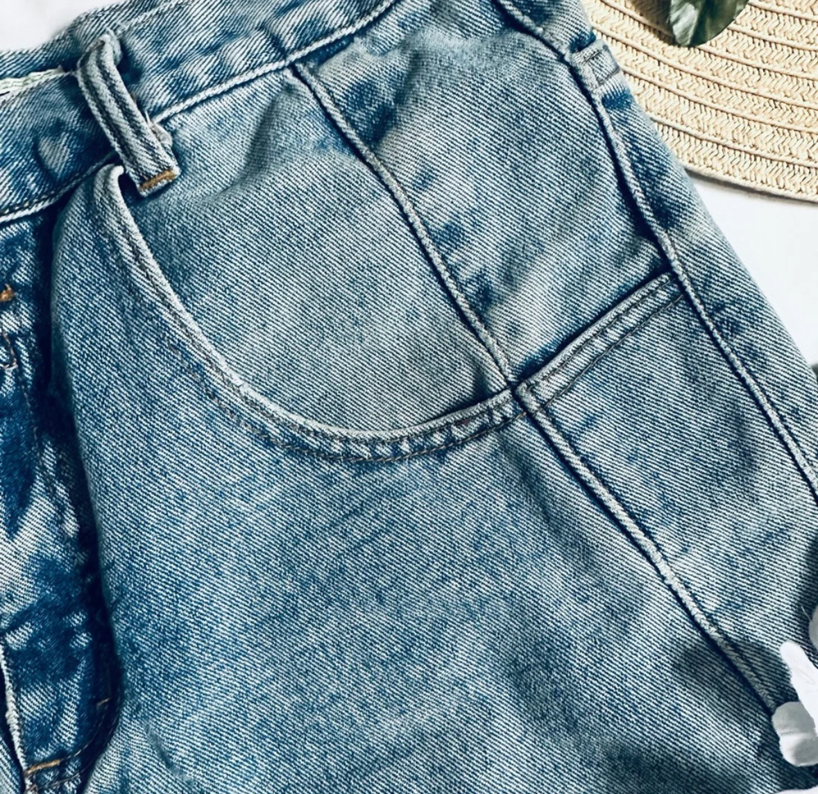 80s Button Fly Straight Lef Unisex Jeans by Guess - Image 10