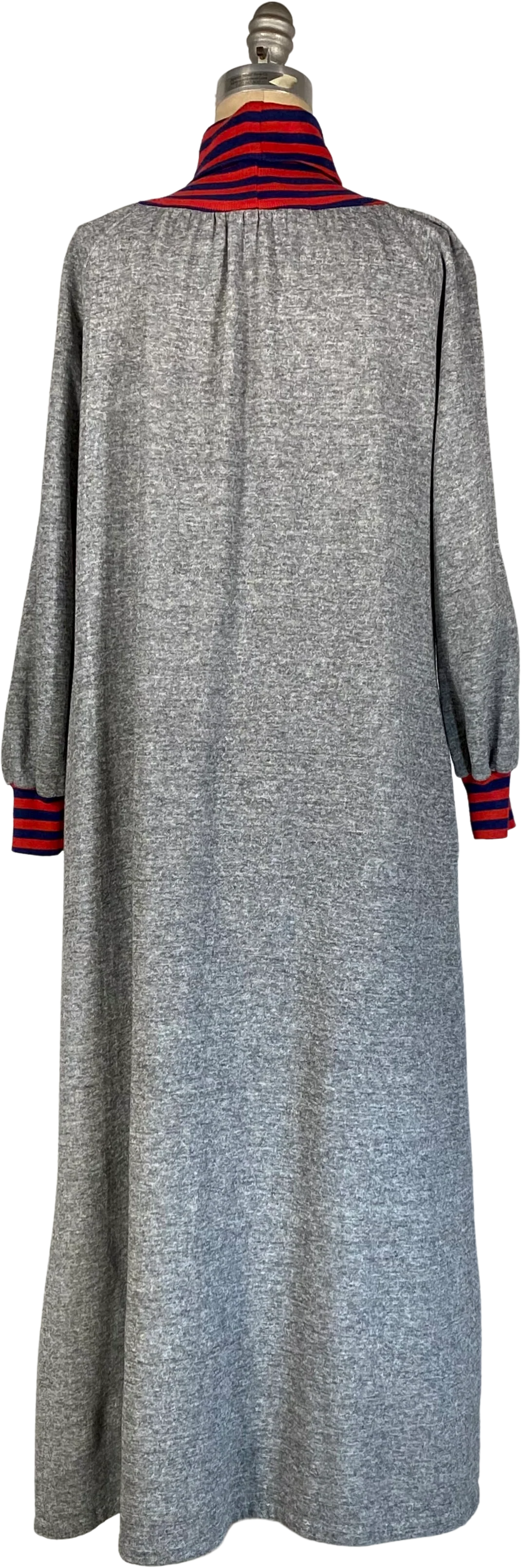 80s Heathered Gray Fleece Lined Jersey Nightgown By Clovis Ruffin - Image 2