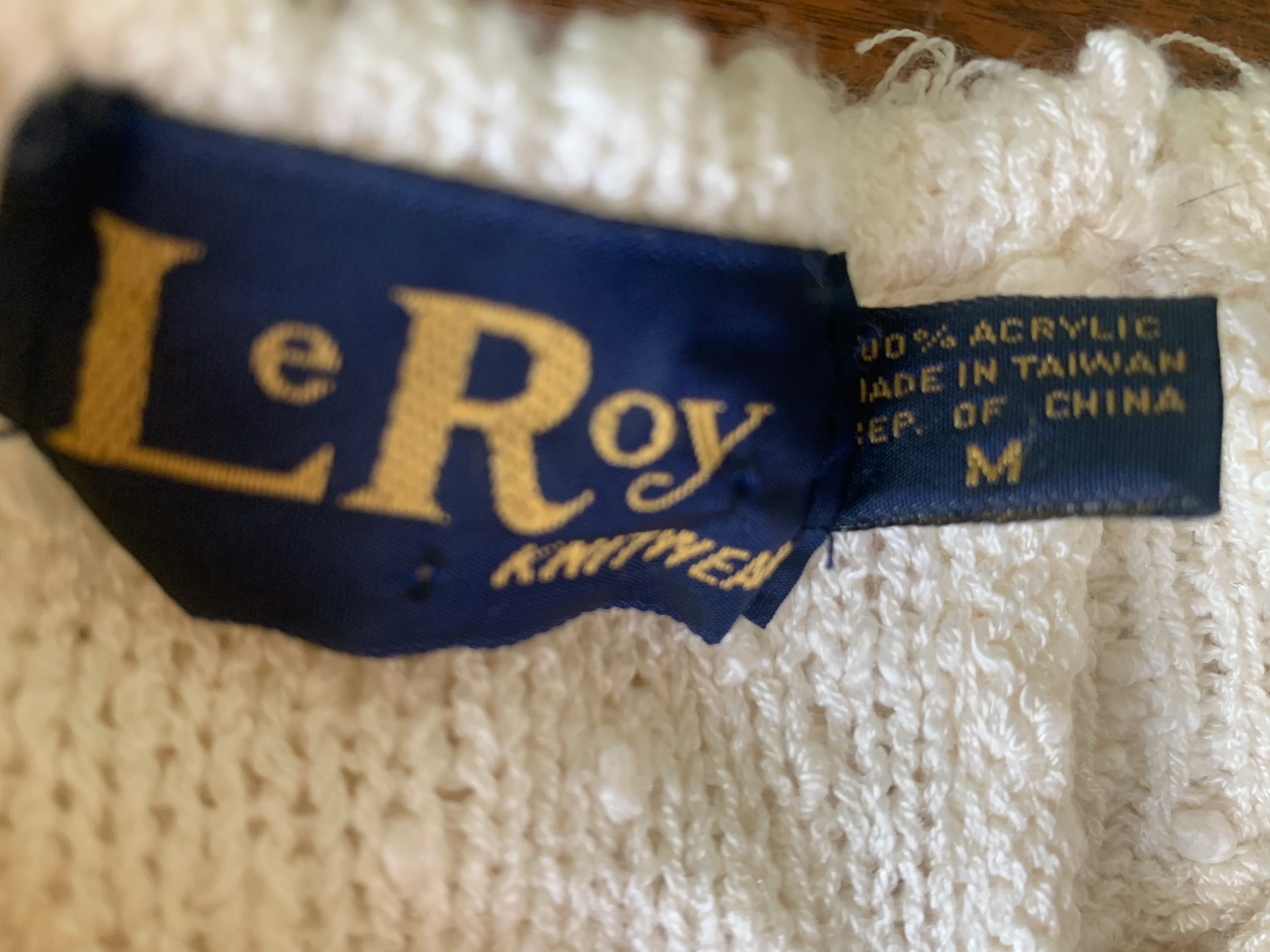 80s Ivory Nubby Knit Sweater Pearl Beaded Shoulders By Le Roy Knitwear - Image 10