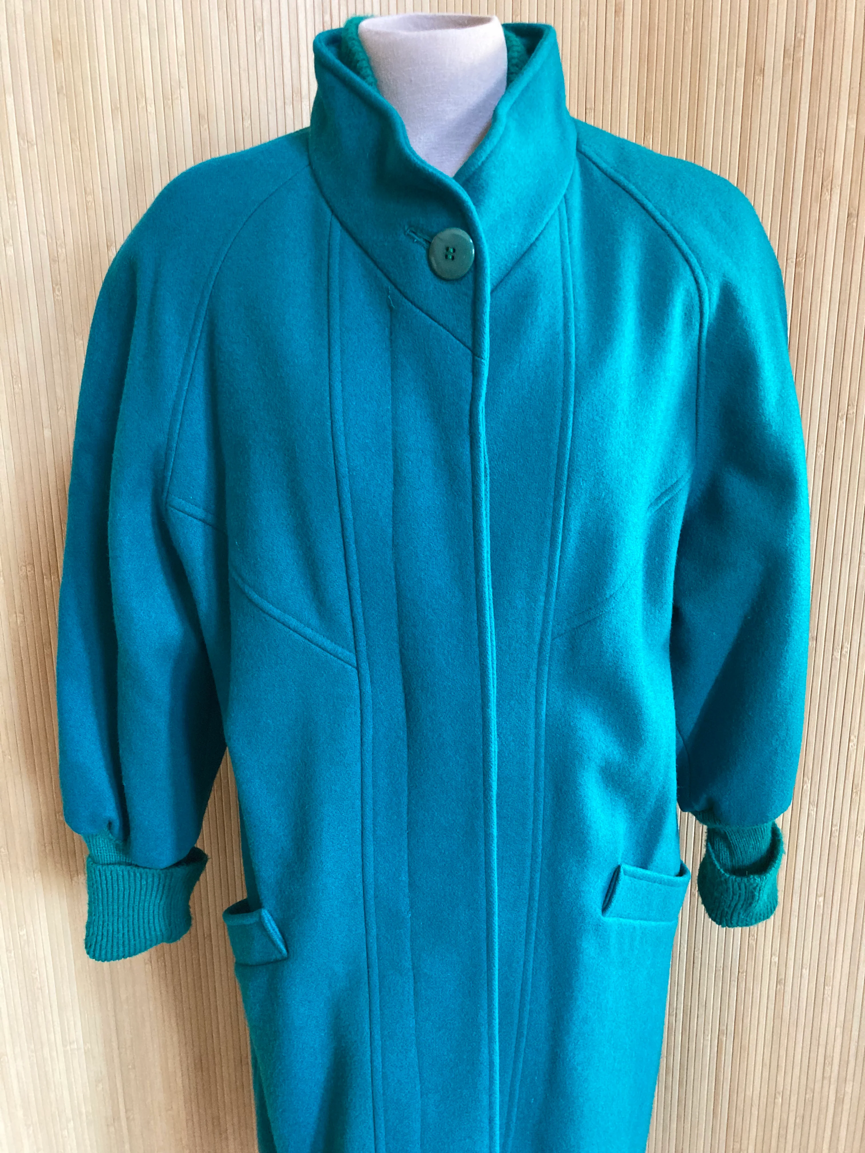 80s Jade Green Coat With Fantastic Details By Portrait Petite - Image 3