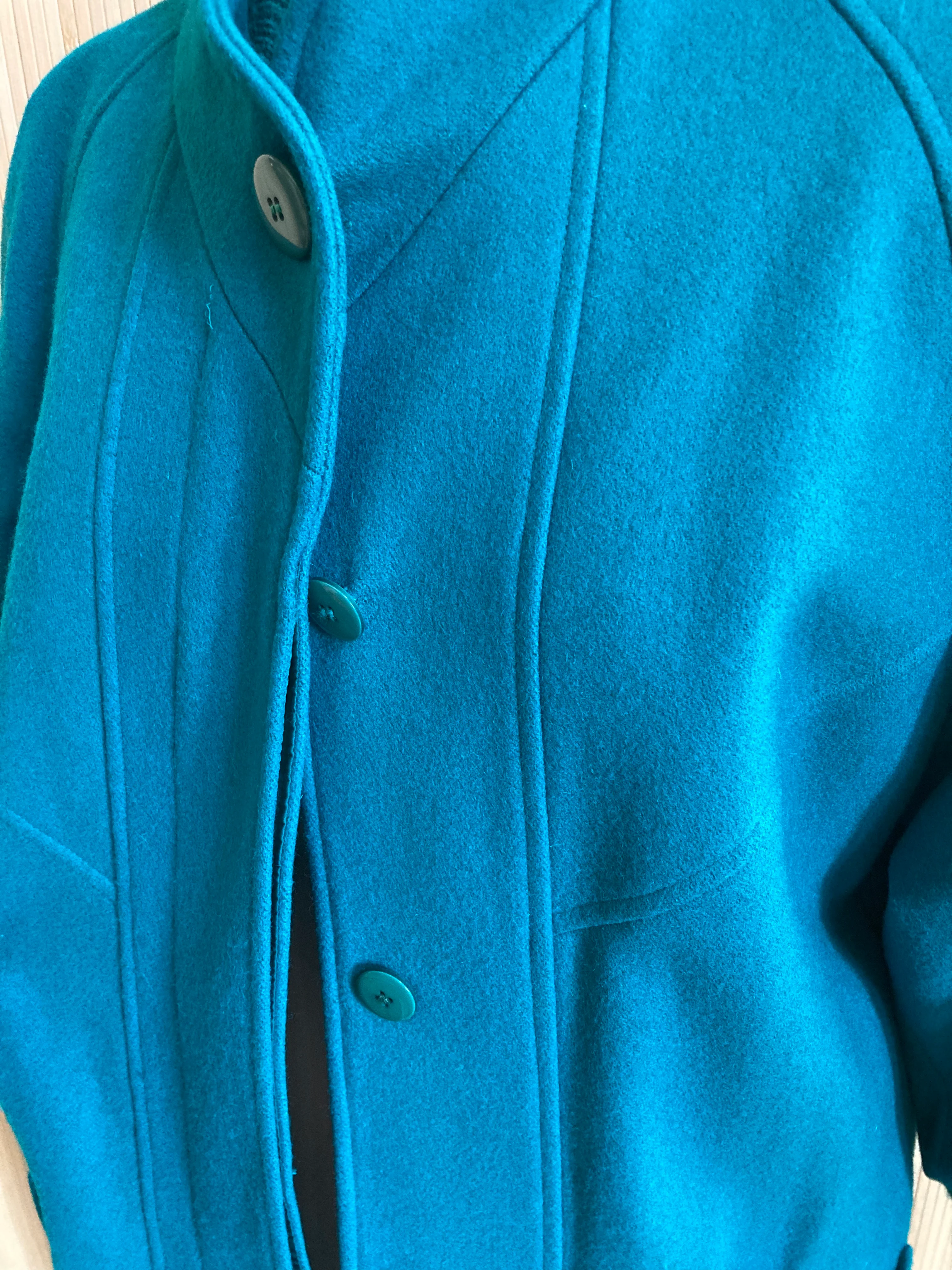 80s Jade Green Coat With Fantastic Details By Portrait Petite - Image 5