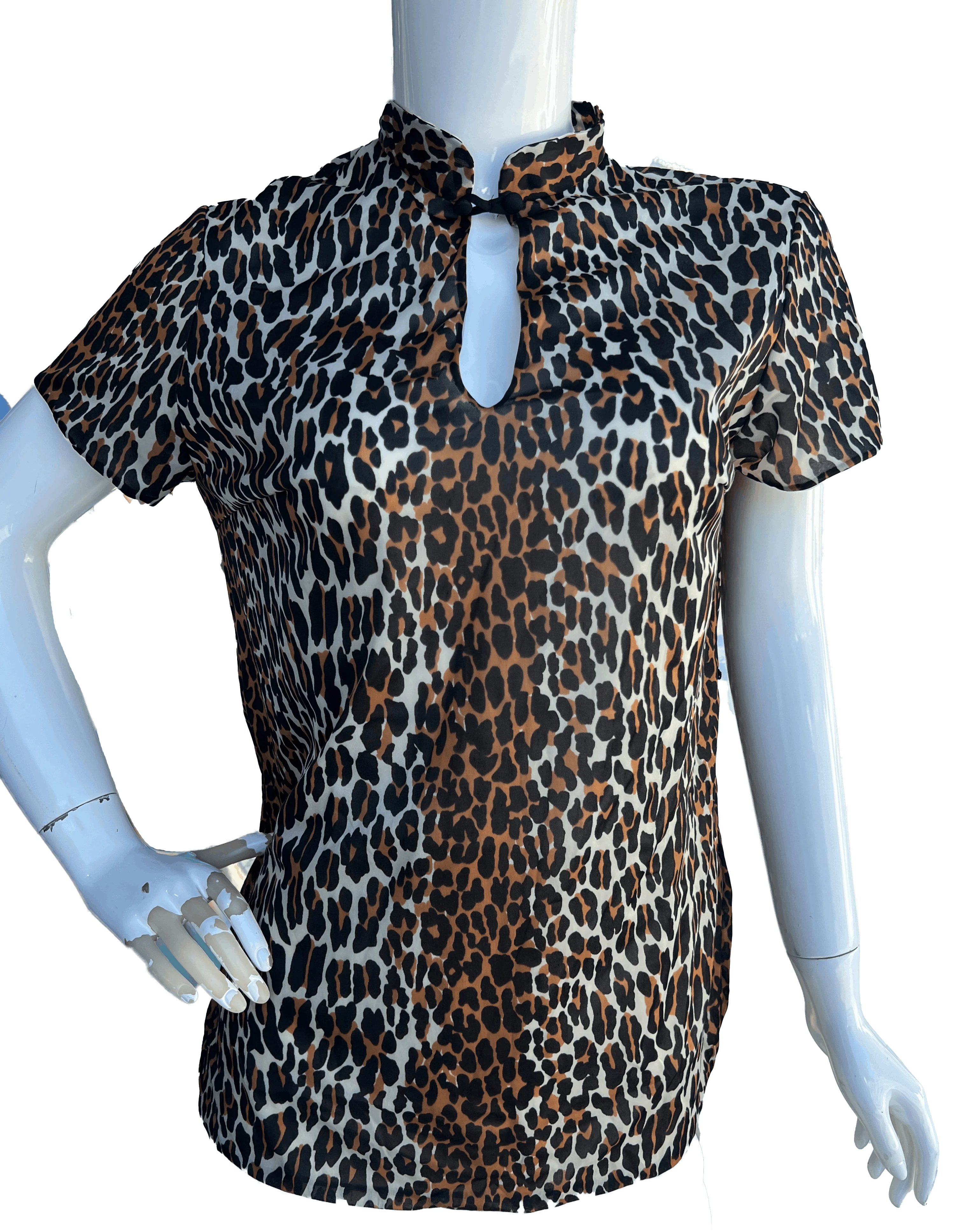 80s Keyhole Leopard Print Short Sleeve Night Shirt by Vanity Fair