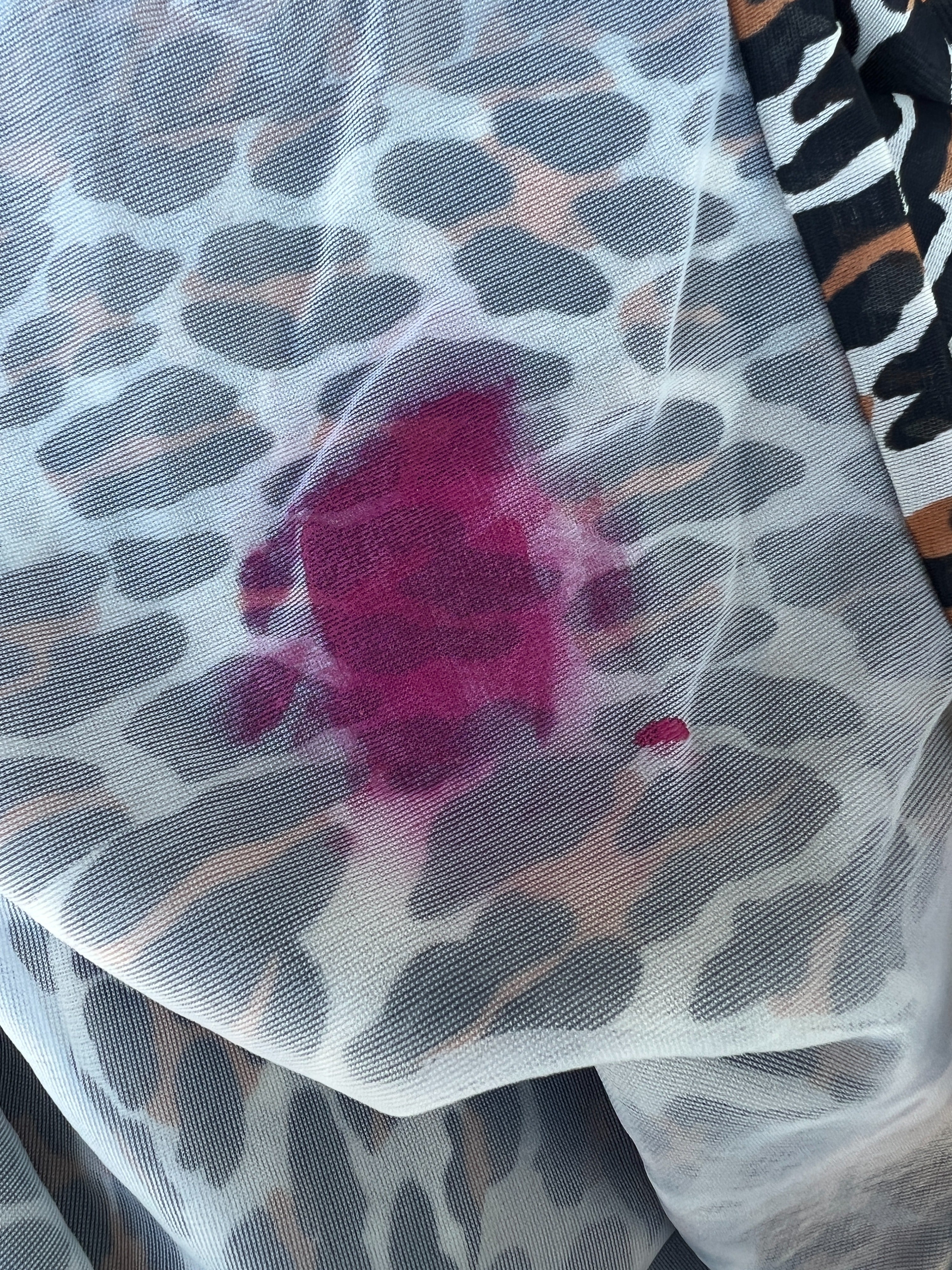 80s Keyhole Leopard Print Short Sleeve Night Shirt by Vanity Fair - Image 10