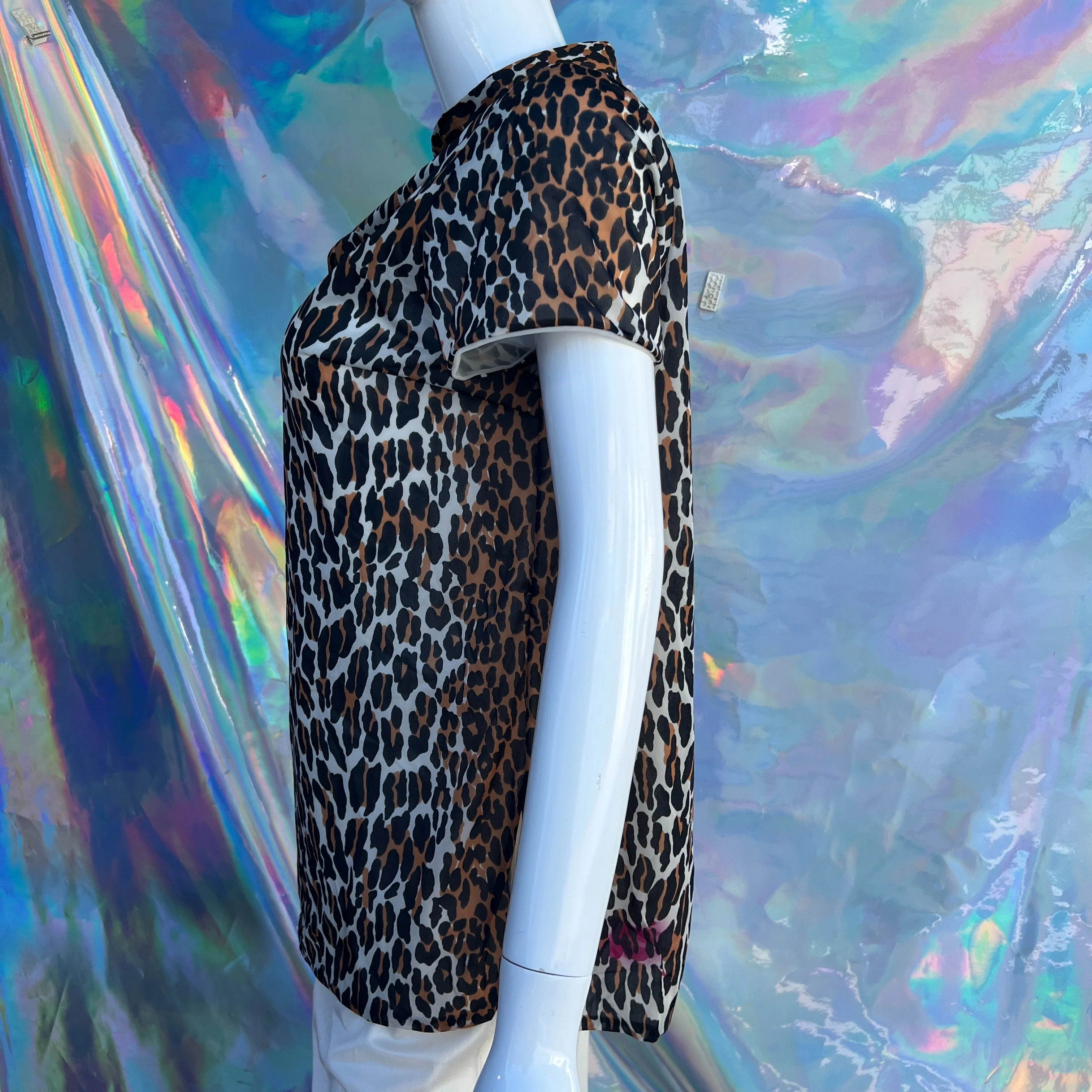 80s Keyhole Leopard Print Short Sleeve Night Shirt by Vanity Fair - Image 6