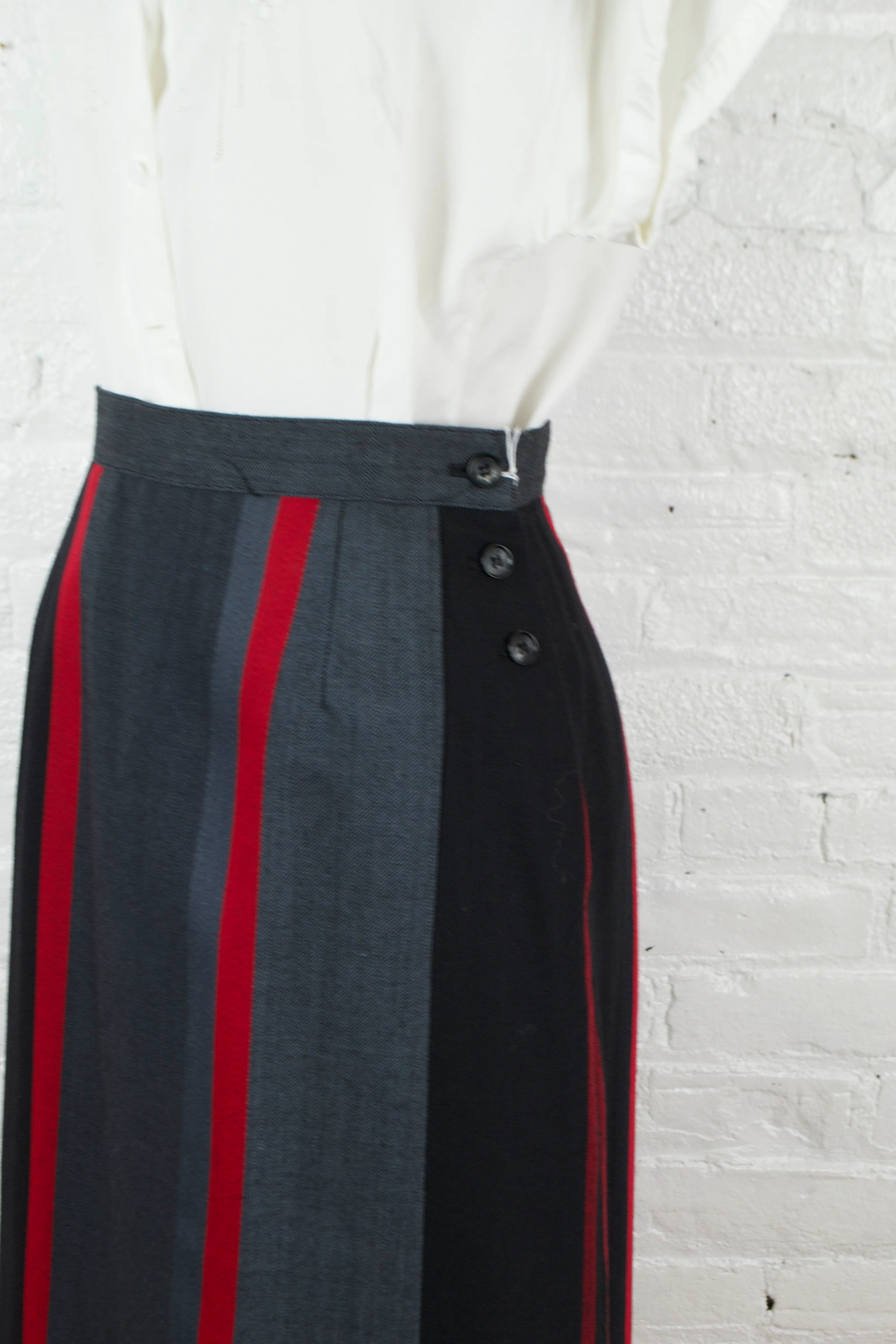 80s Midi Black And Red Striped Wool Wrap Skirt By Prophecy - Image 7