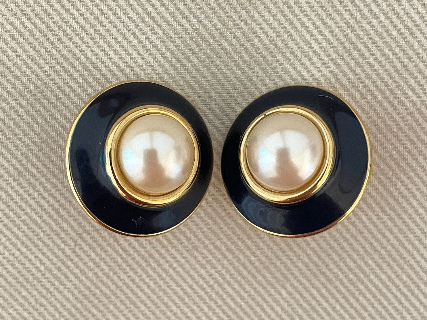80s Monet Pearl Clip-On Earrings by Monet - Image 2