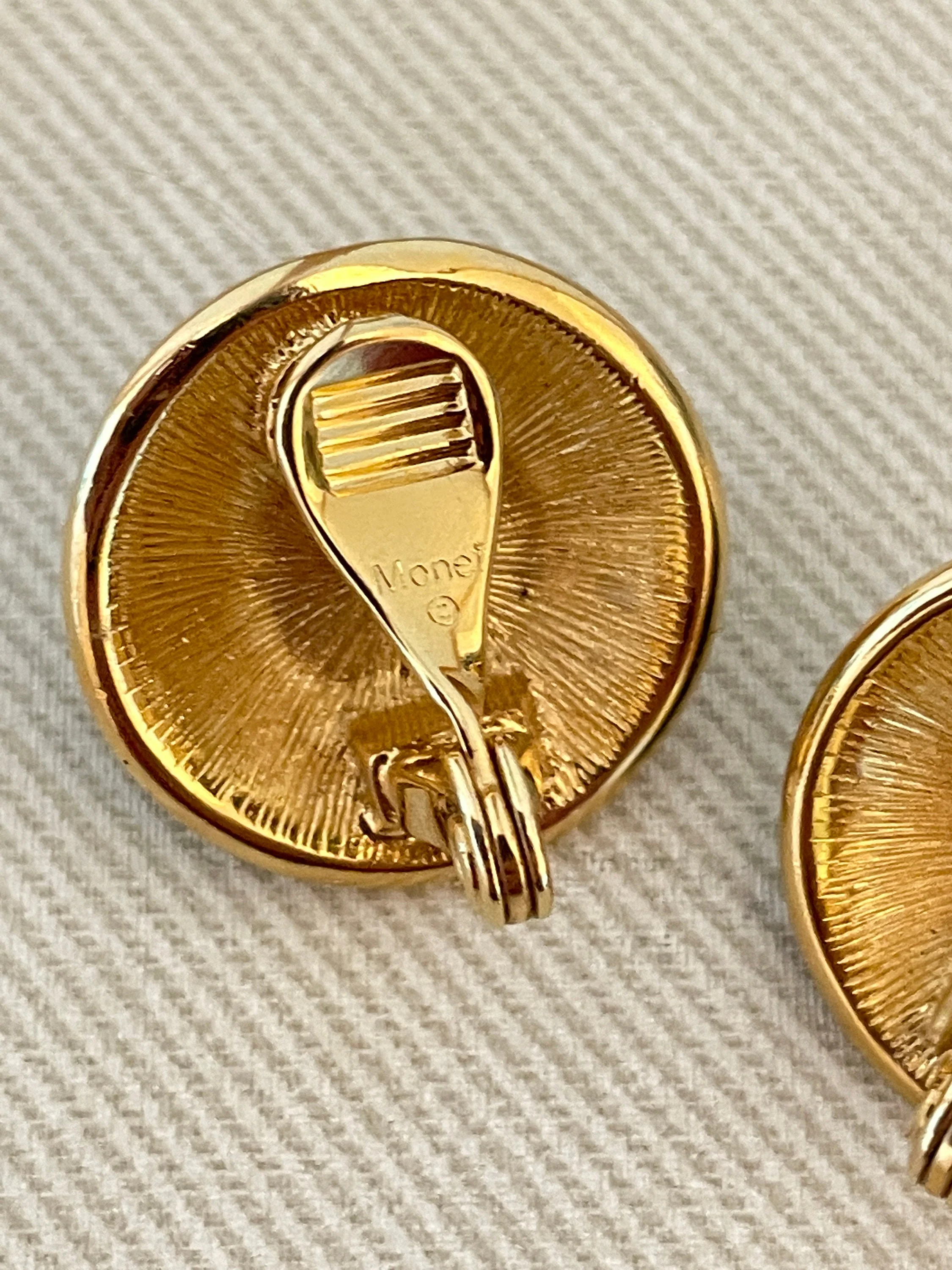 80s Monet Pearl Clip-On Earrings by Monet - Image 5
