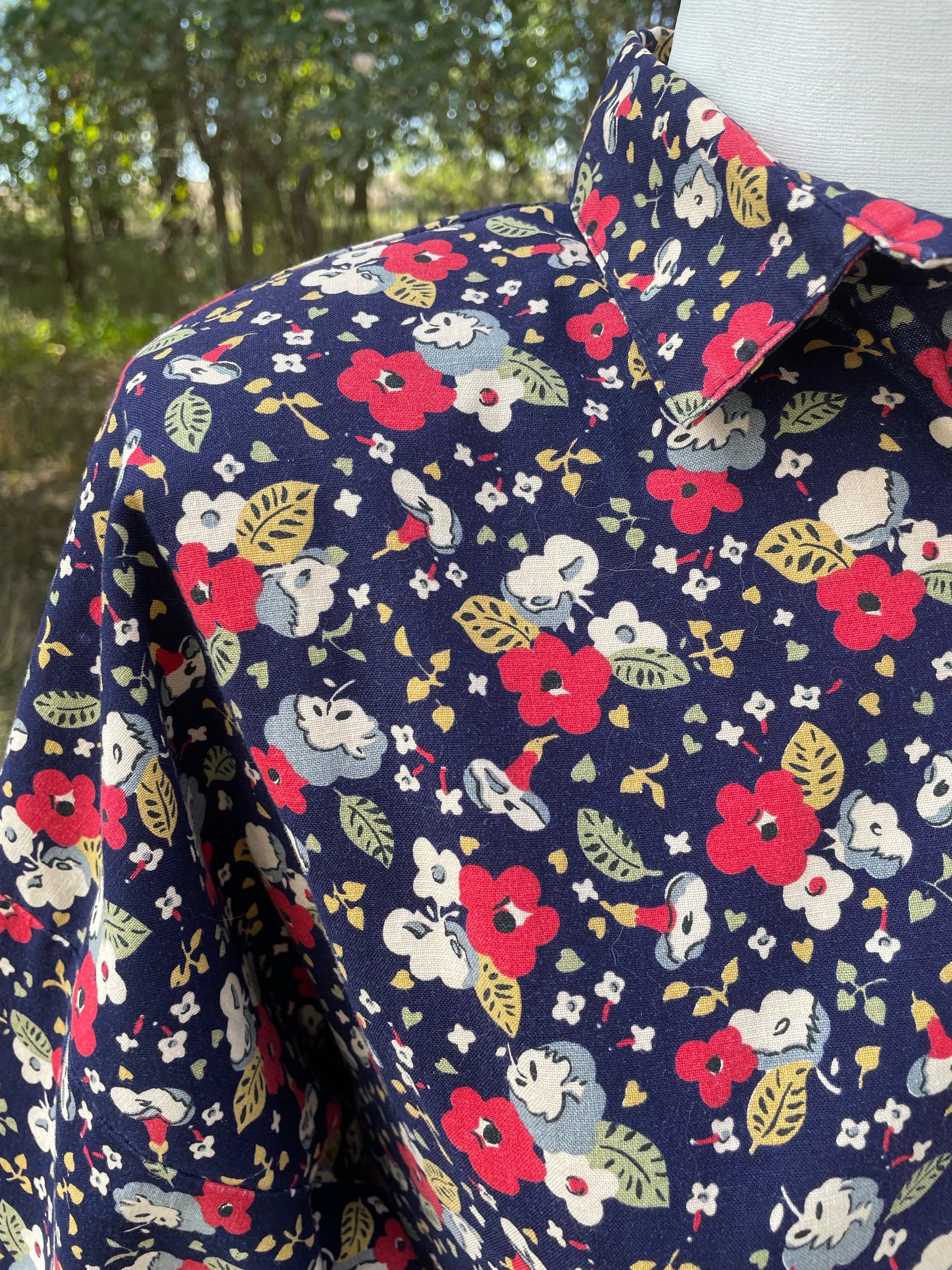 80s Navy Blue And Red Floral Cotton Dress By The American Shirt Company - Image 14
