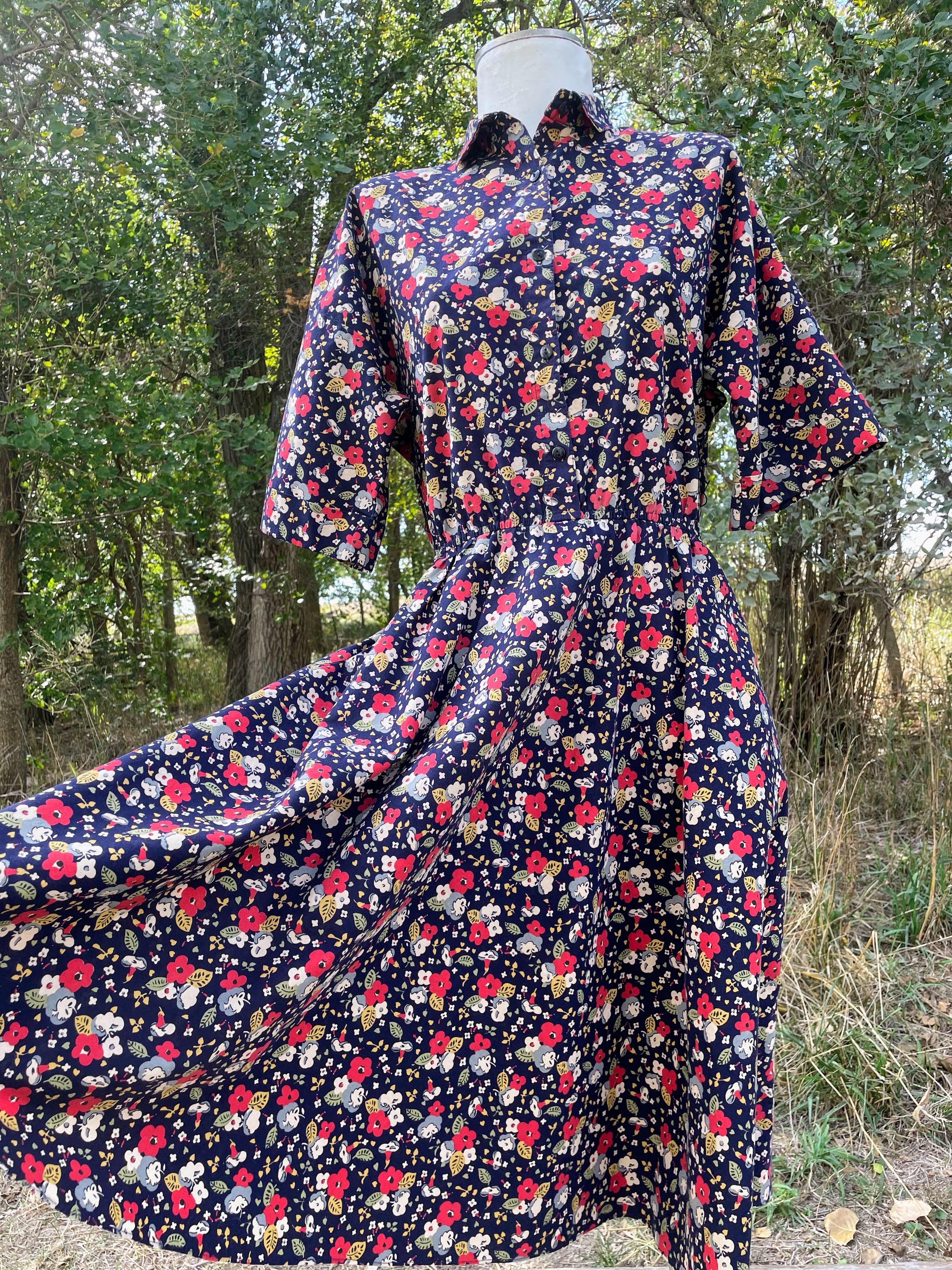80s Navy Blue And Red Floral Cotton Dress By The American Shirt Company - Image 3