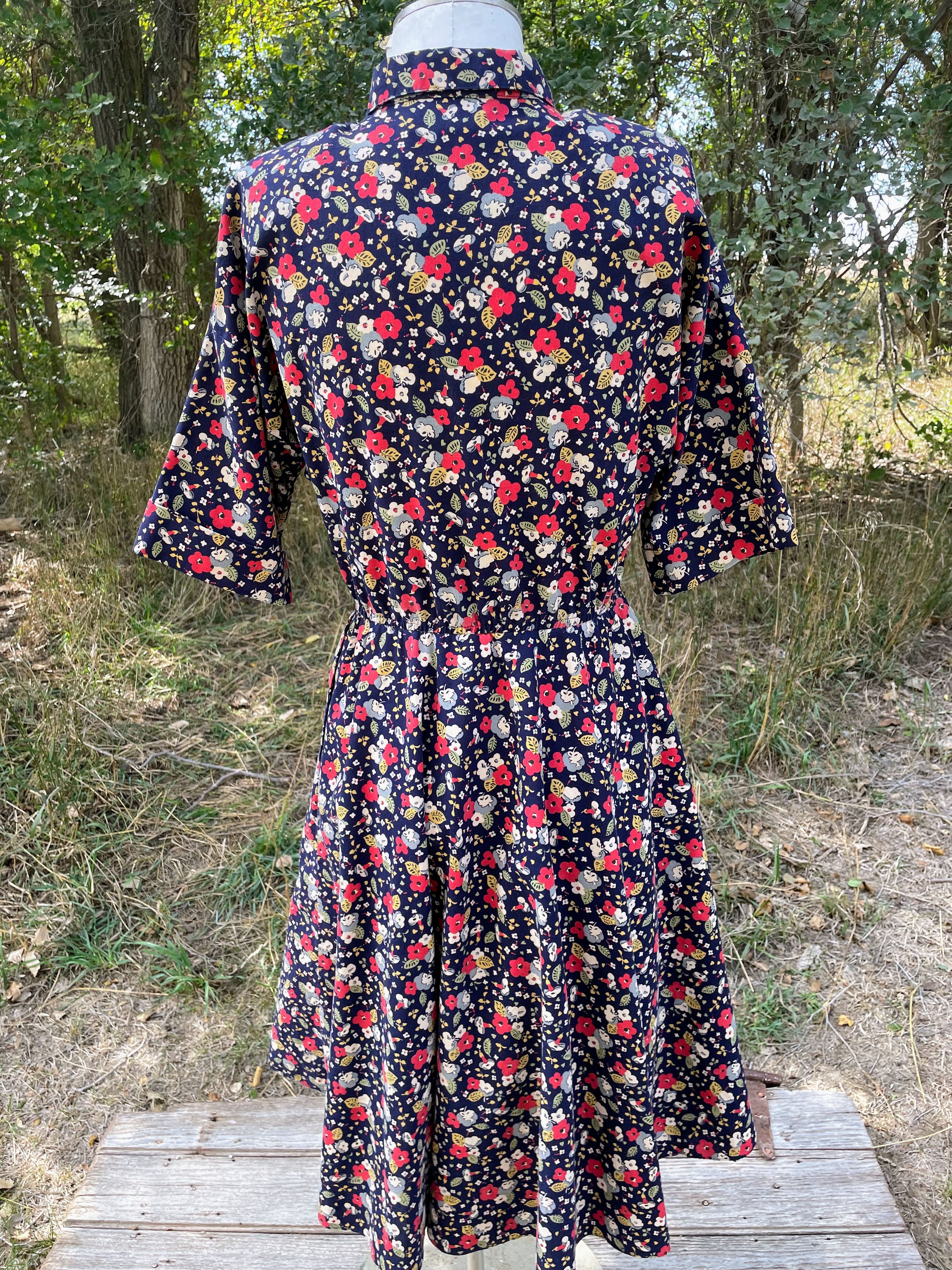 80s Navy Blue And Red Floral Cotton Dress By The American Shirt Company - Image 6